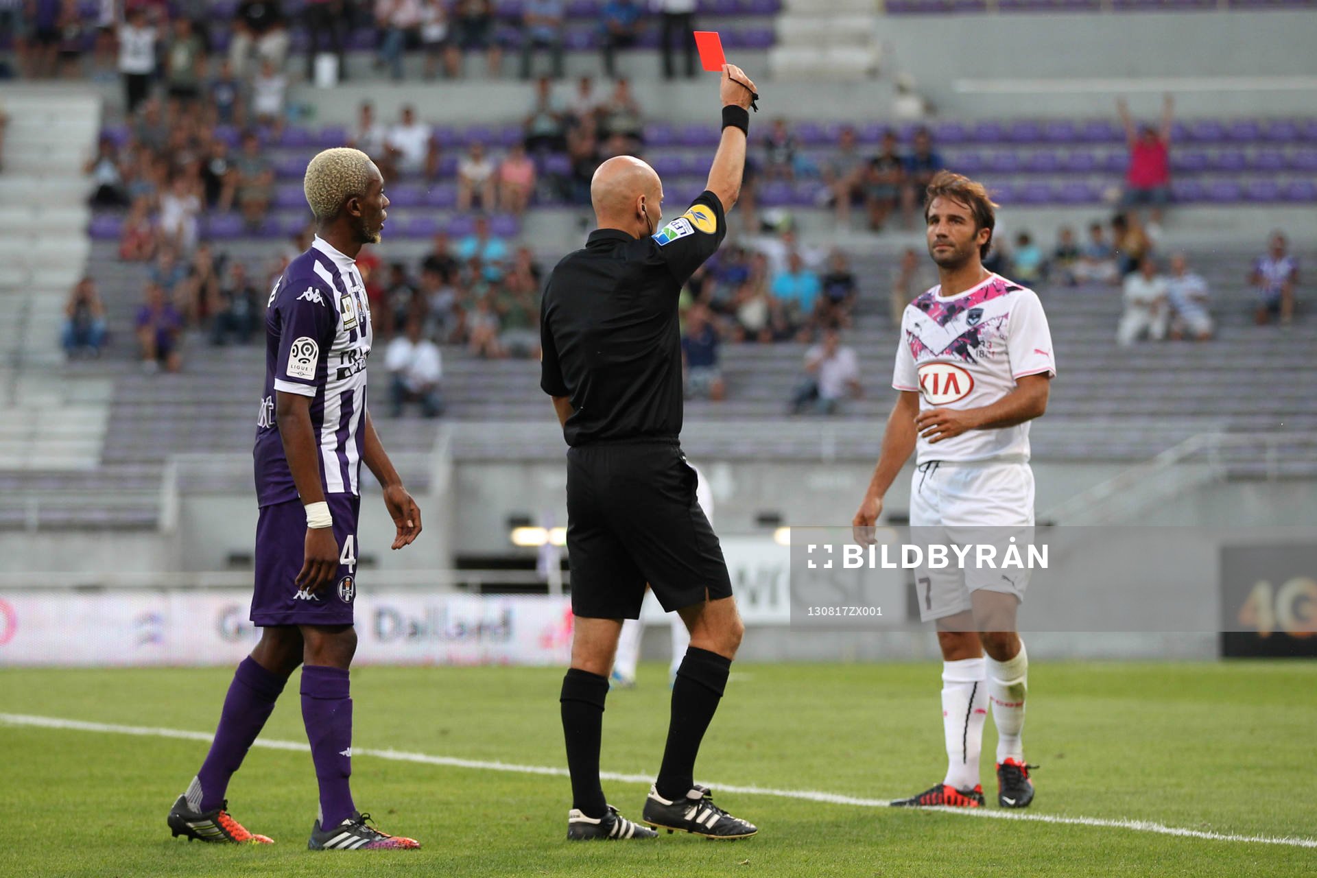 Carton rouge pour Marc Planus - 17.08.2013 - Toulouse /