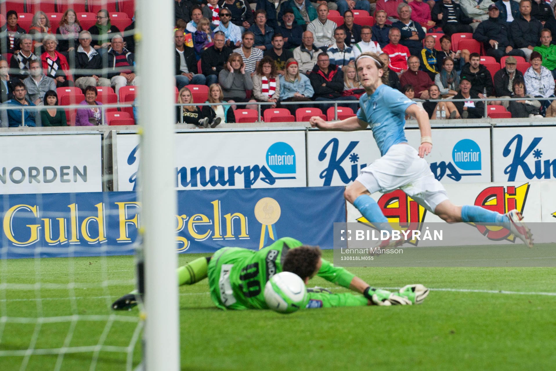 0-3, Erik Friberg, Malmö, skjuter kanonhårt förbi Etrit