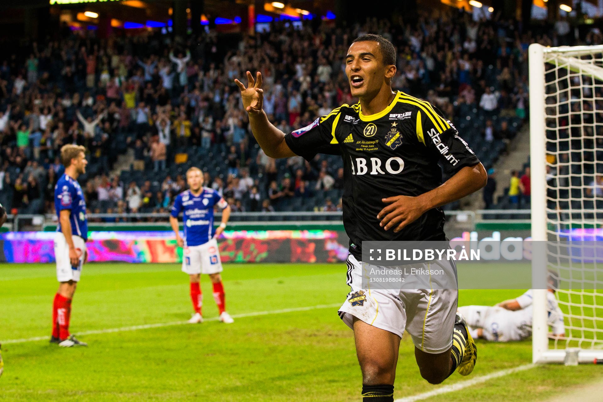 AIKs Nabil Bahoui jublar