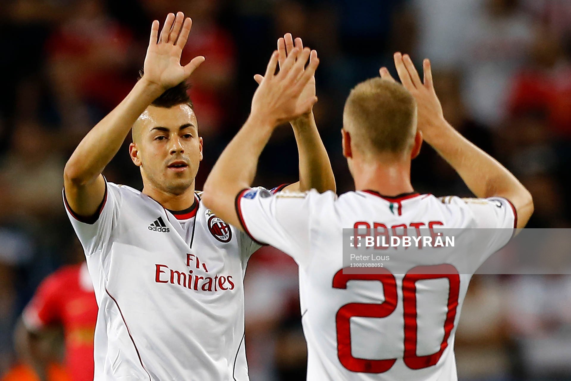  EINDHOVEN - PSV - AC Milan ,  Voetbal , voorronde Champions League, seizoen 2013-2014 , 20-08-2013  , Philips stadion , AC Milan speler Stephan El Shaaraway (l) heeft 1-0 gescoord en viert dat met AC Milan speler Ignazio Abate (r).
