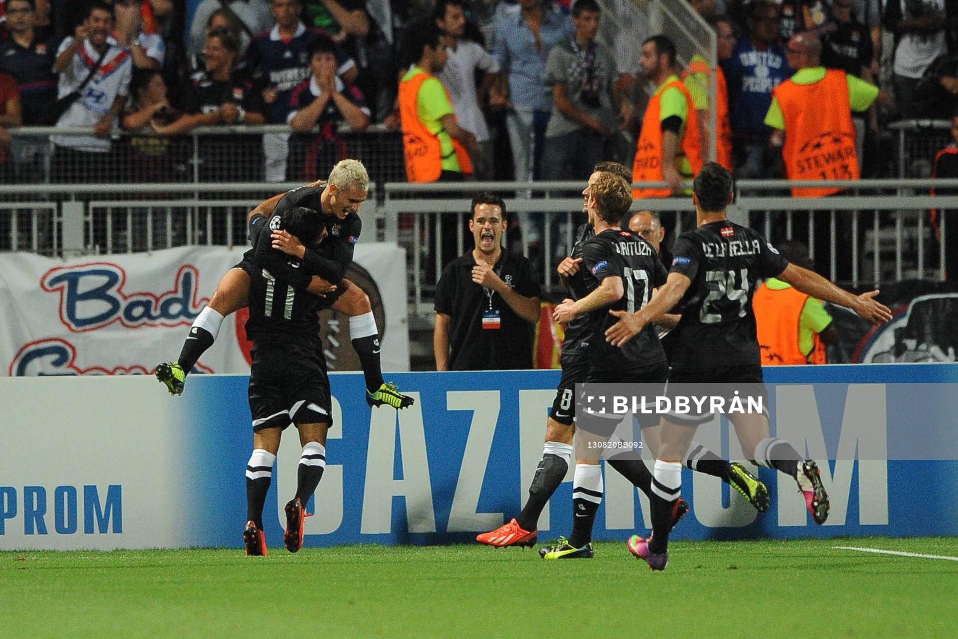 Fotboll, Kval till Champions League, Olympique Lyon - Real