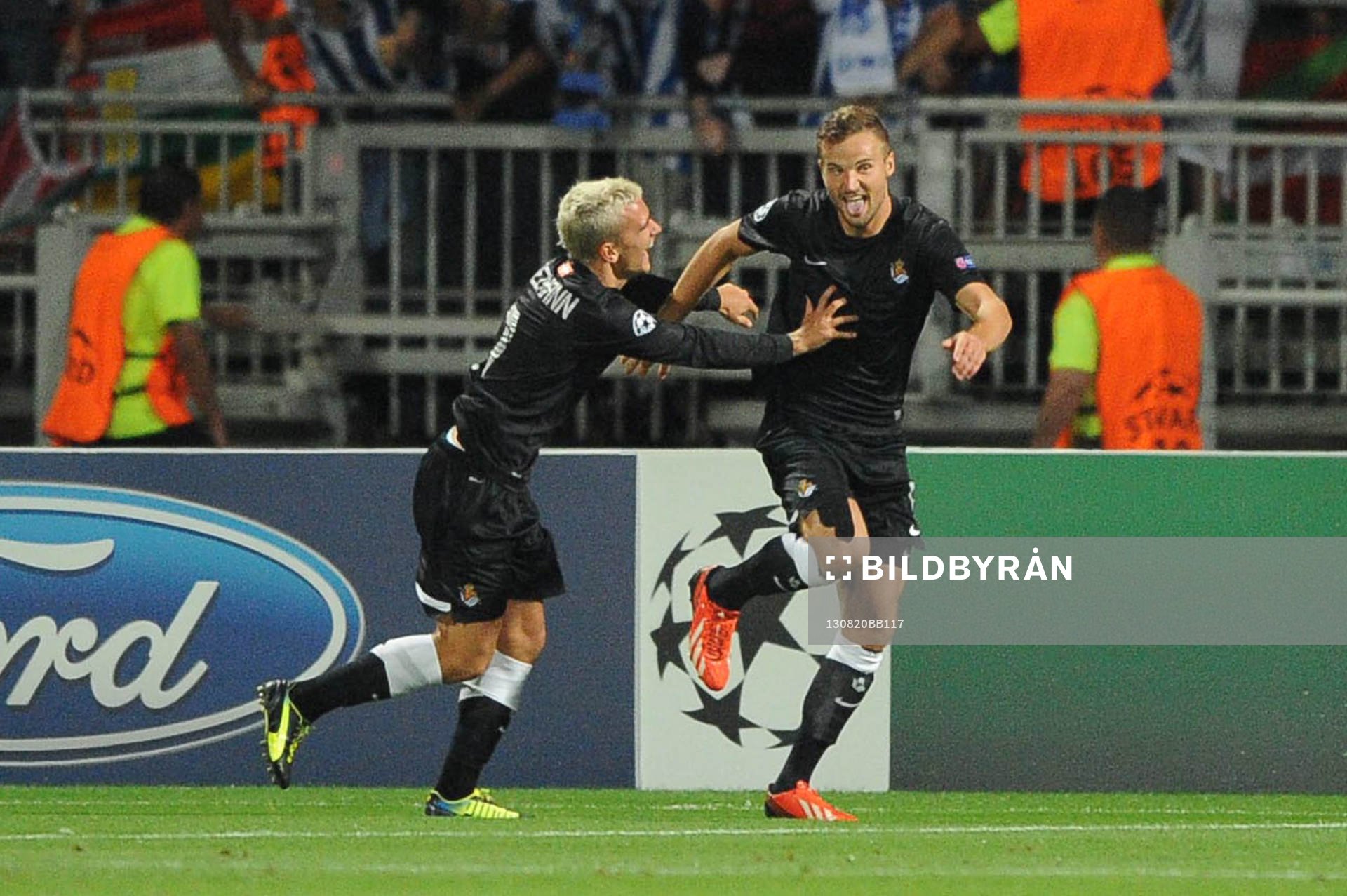  Fotboll, Kval till Champions League, Olympique Lyon - Real Sociedad: Joie Antoine GRIEZMANN / Haris SEFEROVIC - 20.08.2013 - Lyon / Real Sociedad - Ligue des Champions Play Off -