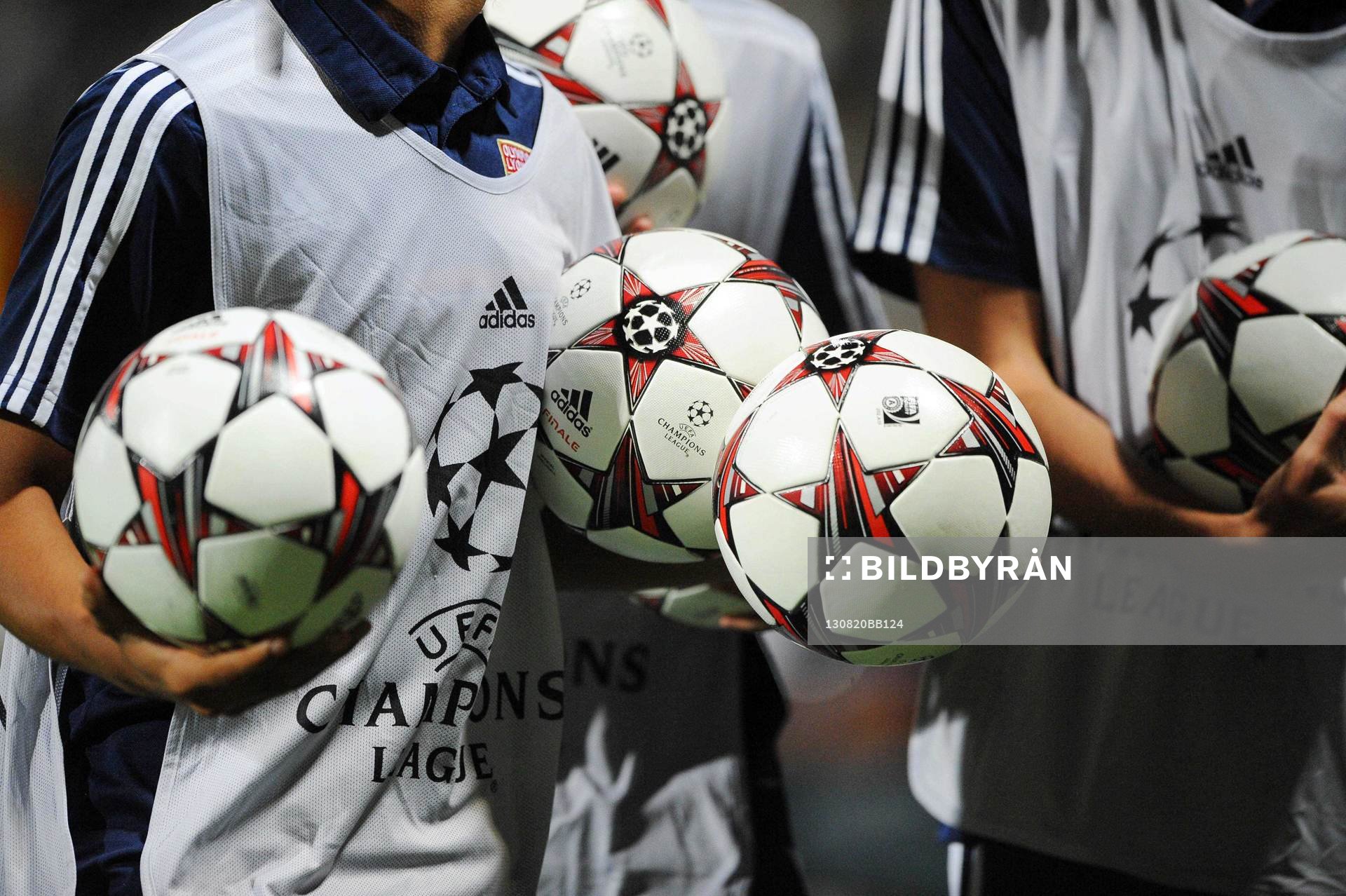 Fotboll, Kval till Champions League, Olympique Lyon - Real
