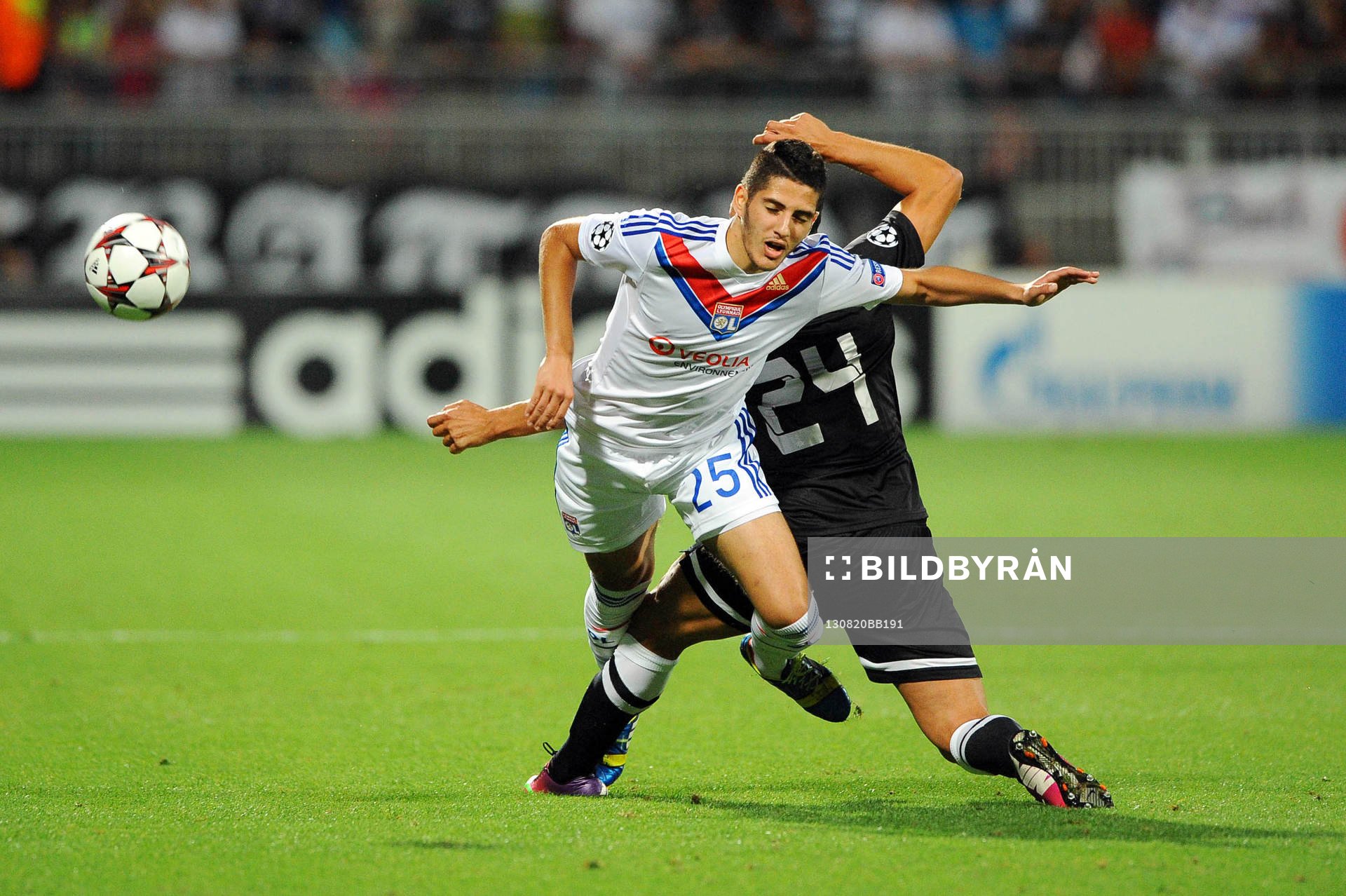Fotboll, Kval till Champions League, Olympique Lyon - Real Sociedad: Yassine BENZIA - 20.08.2013 - Lyon / Real Sociedad - Ligue des Champions Play Off