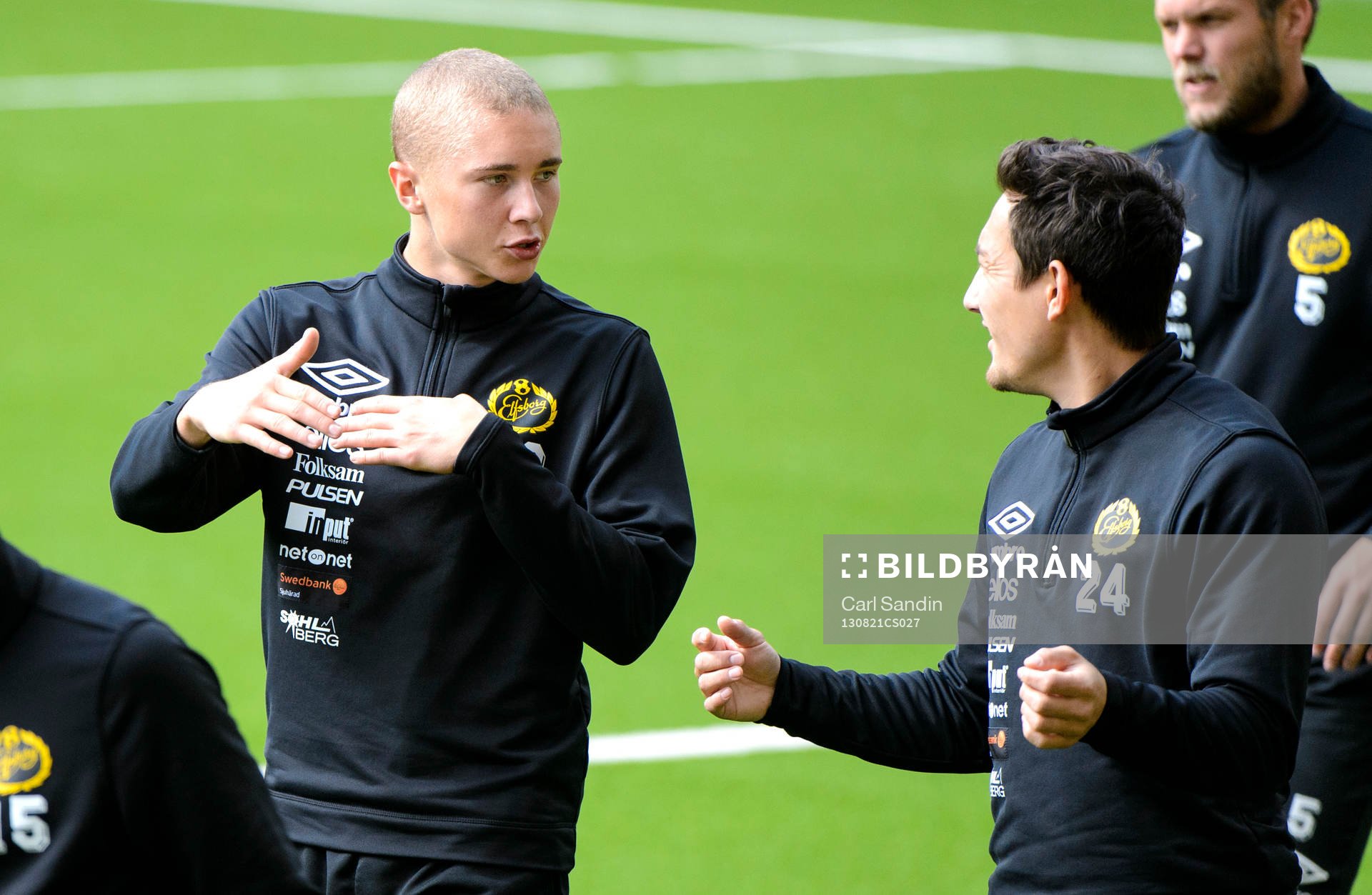 Elfsborgs Sebastian Holmén pratar med Stefan Ishizaki