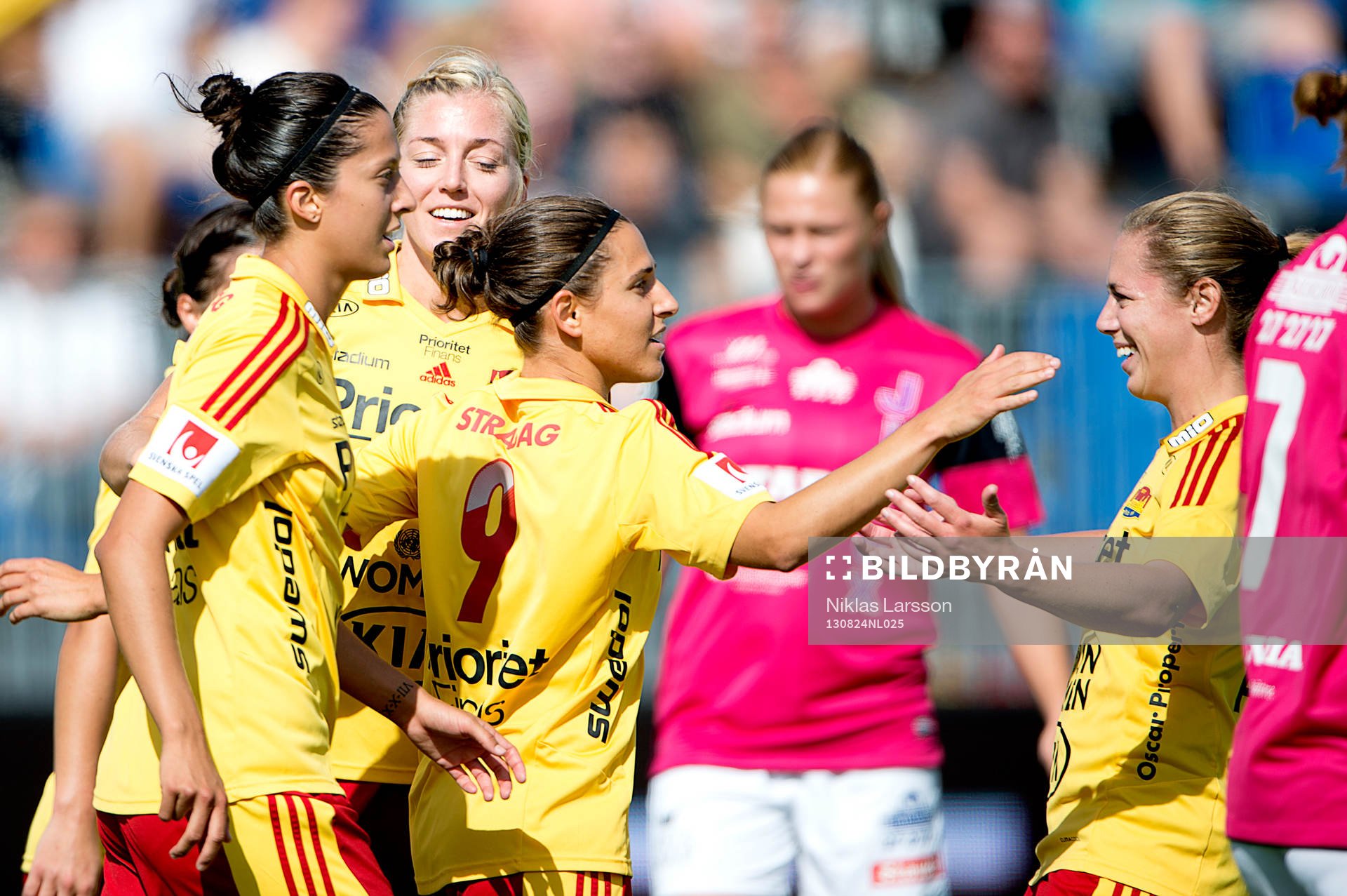 Veronica Boquete, Tyresö gratuleras