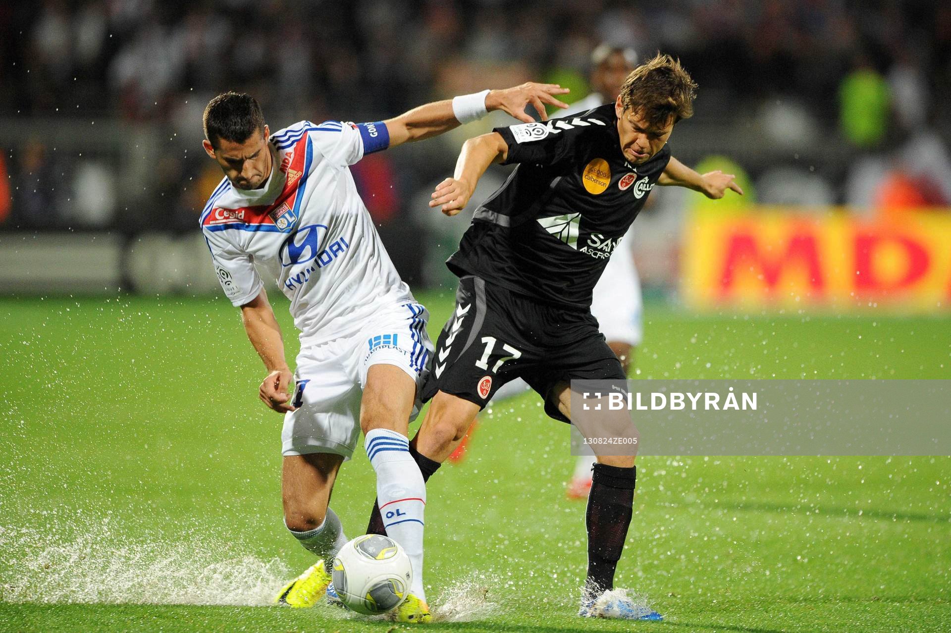 Maxime GONALONS / Mads ALBAEK - 24.08.2013 - Lyon / Reims -