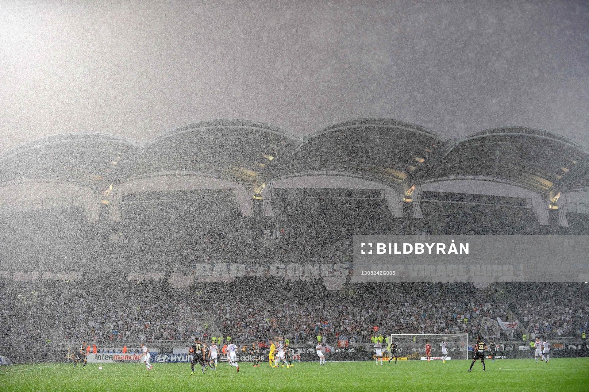 Pluie - 24.08.2013 - Lyon / Reims - 3eme journee de Ligue 1