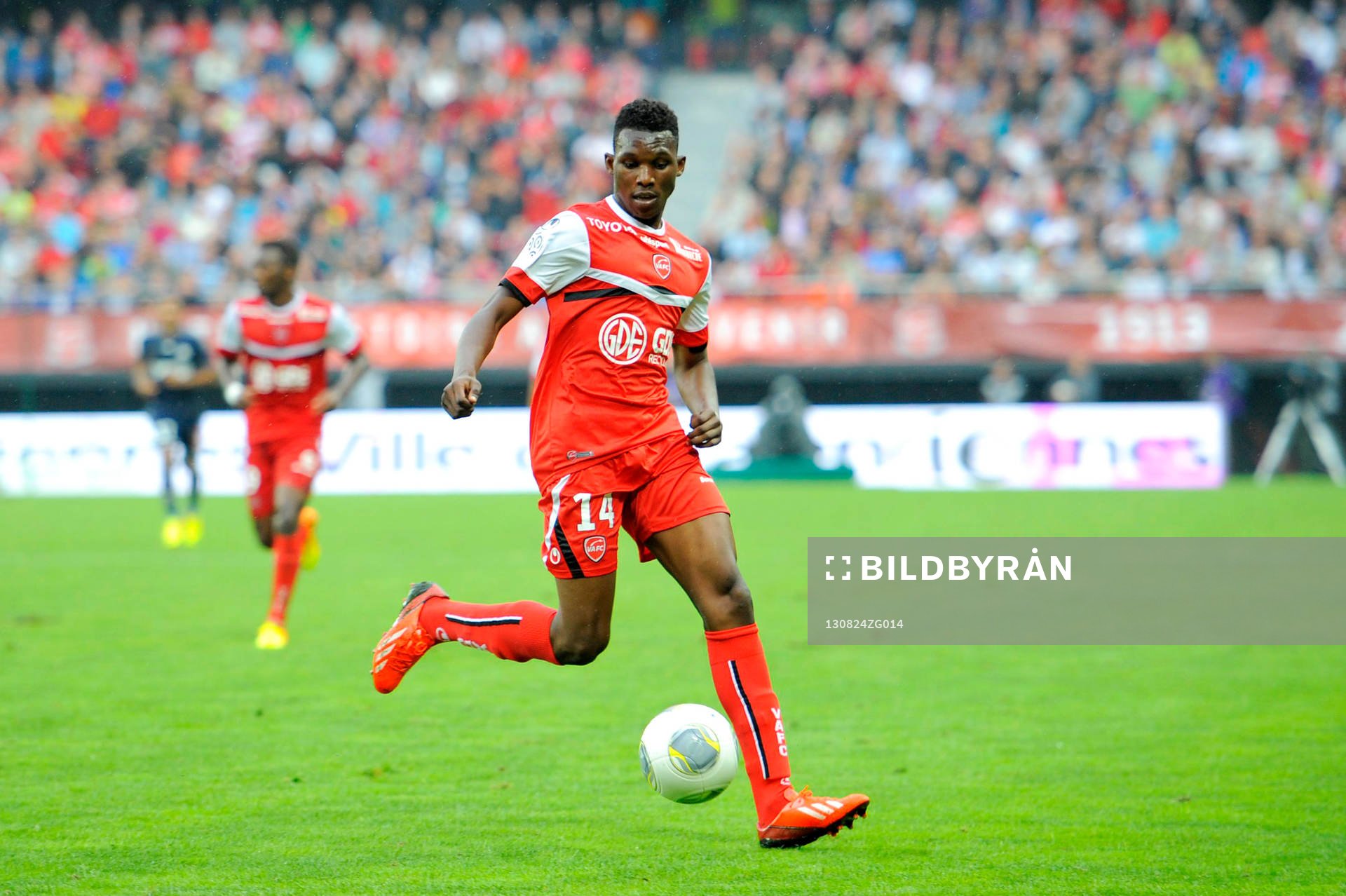 Opa NGUETTE - 24.08.2013 - Valenciennes / Marseille - 3eme