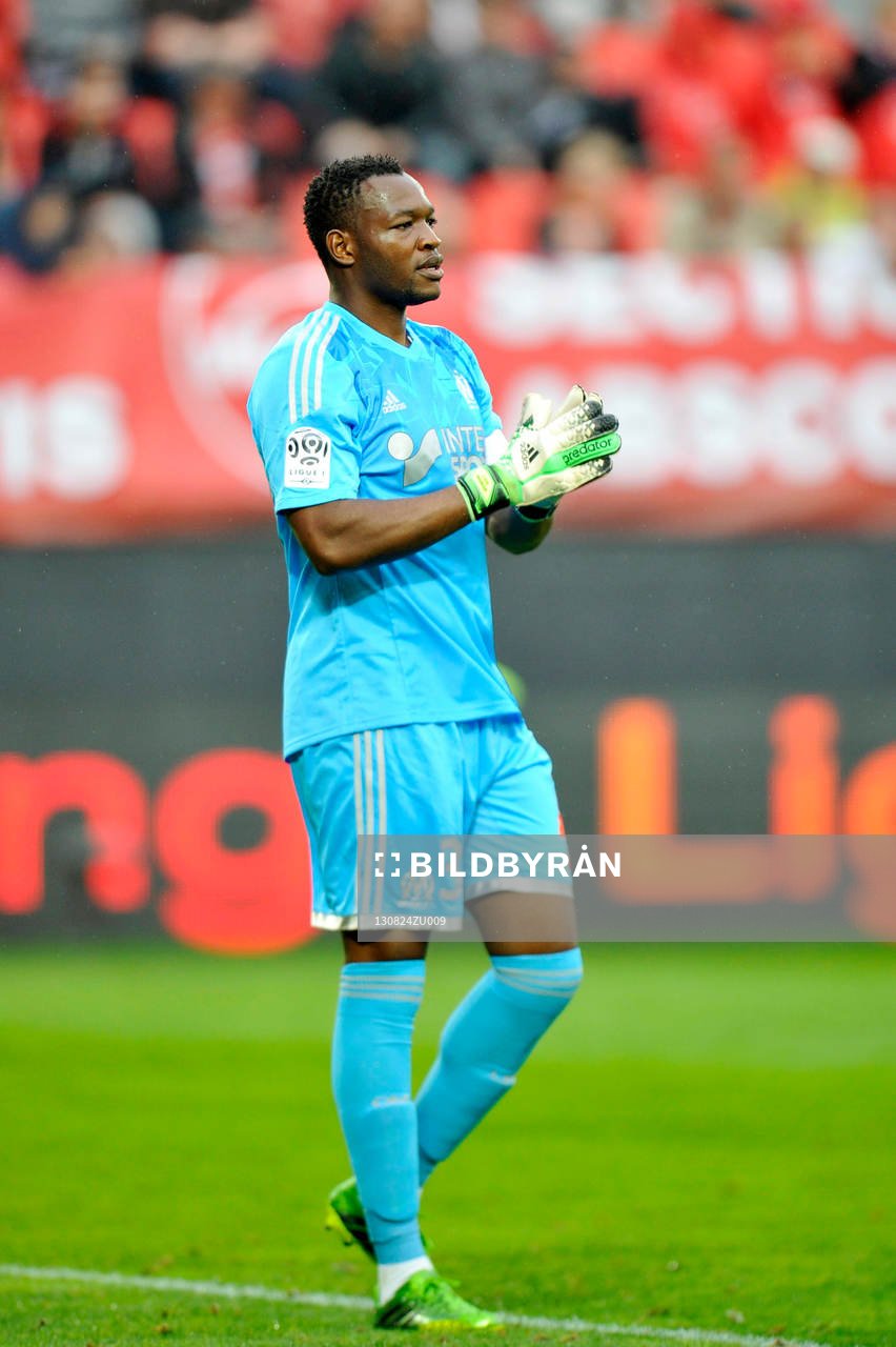  Fotboll, Lique 1, Valenciennes - Marseille: Steve MANDANDA - 24.08.2013 - Valenciennes / Marseille - 3eme Journee de Ligue 1