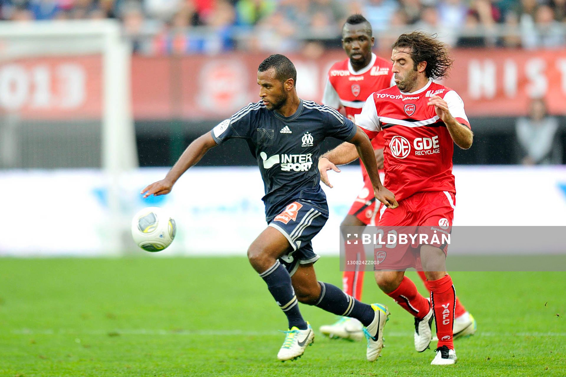  Fotboll, Lique 1, Valenciennes - Marseille: Alaixys ROMAO / Jose SAEZ - 24.08.2013 - Valenciennes / Marseille - 3eme Journee de Ligue 1