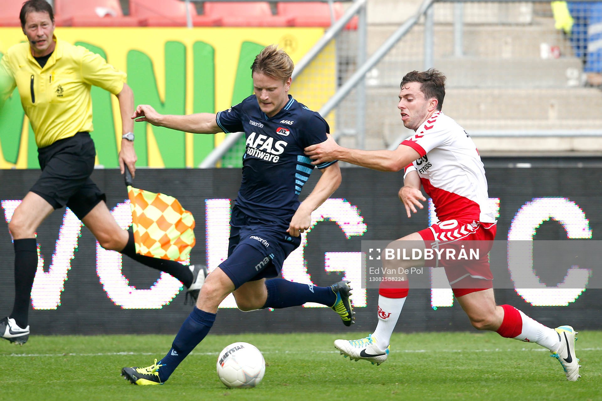 UTRECHT - 25-08-2013 - FC Utrecht  - AZ, Stadion