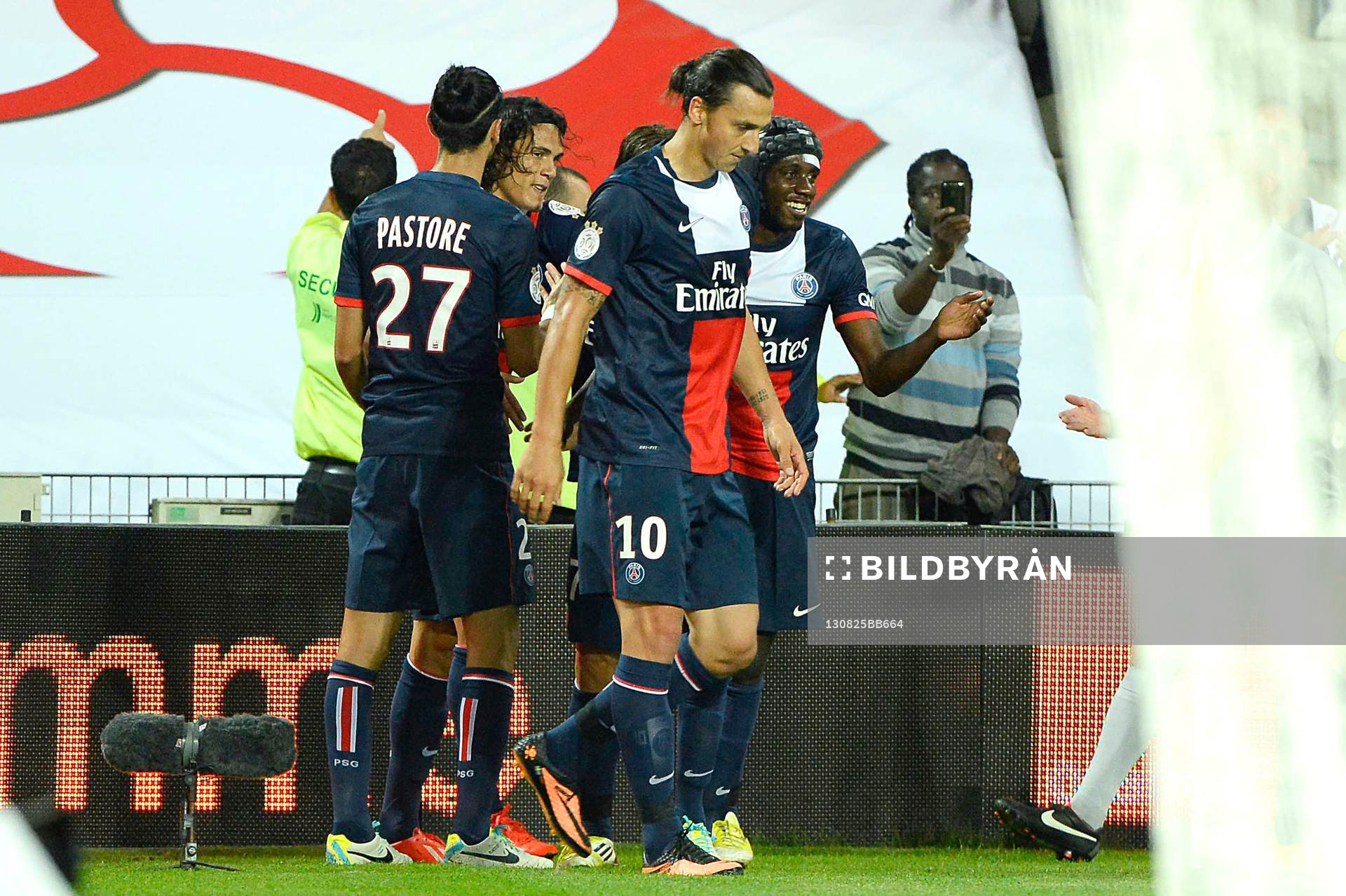 Joie Edinson CAVANI - 25.08.2013 - Nantes / Paris Sant