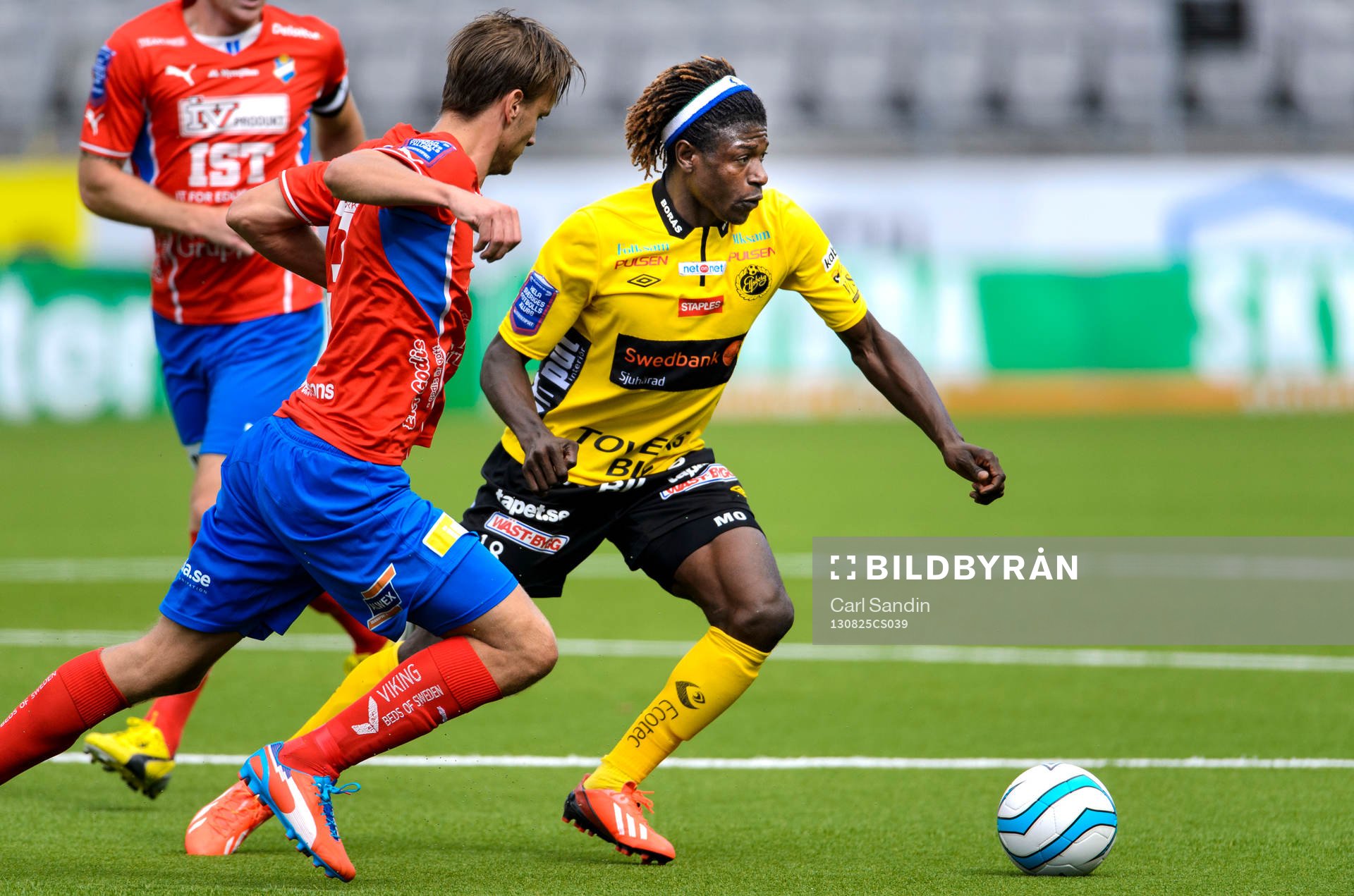 Elfsborgs Mohamed Bangura med bollen