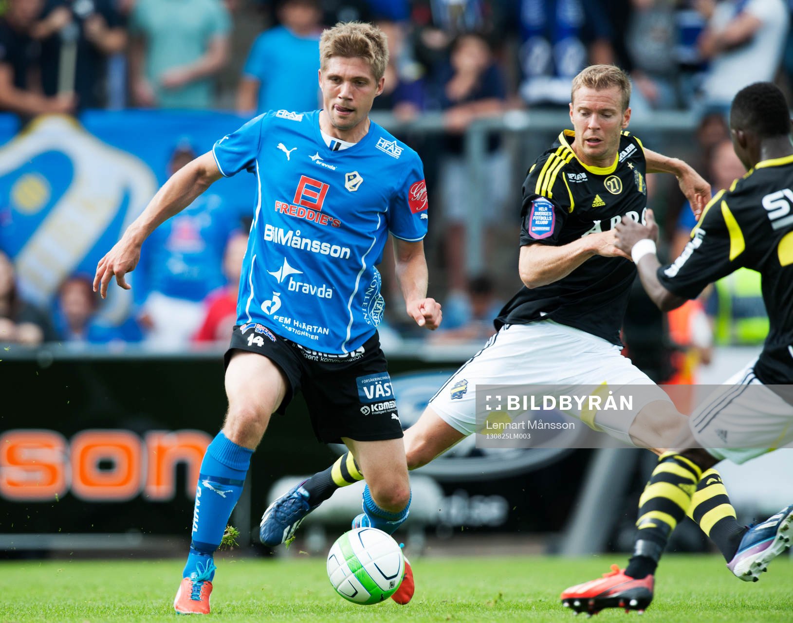 Per Karlsson, AIK, jagar Mikael Boman, Halmstad