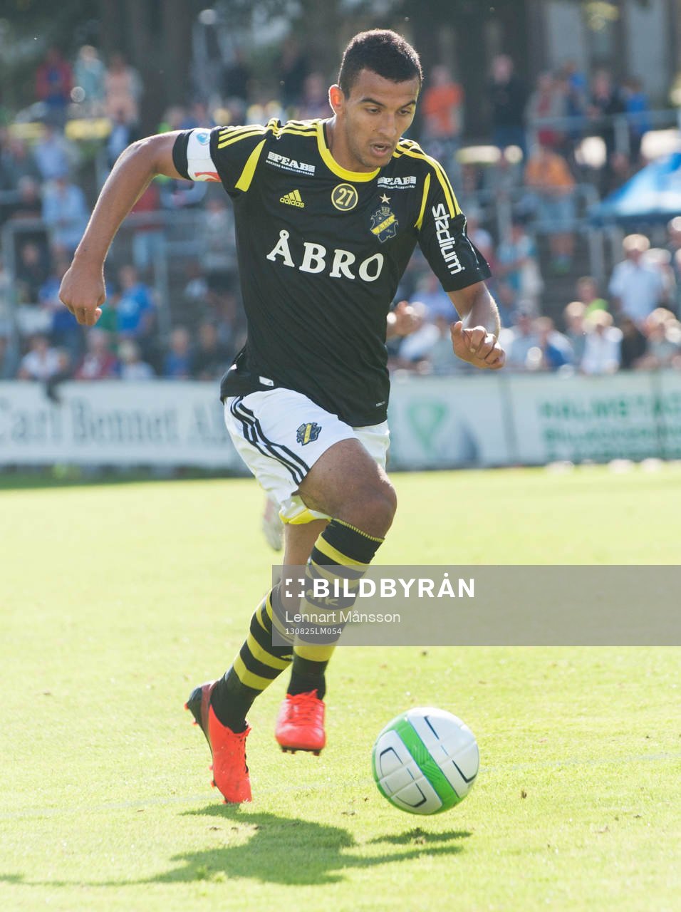 Fotboll, allsvenskan, Halmstad - AIK: Nabil Bahoui, AIK