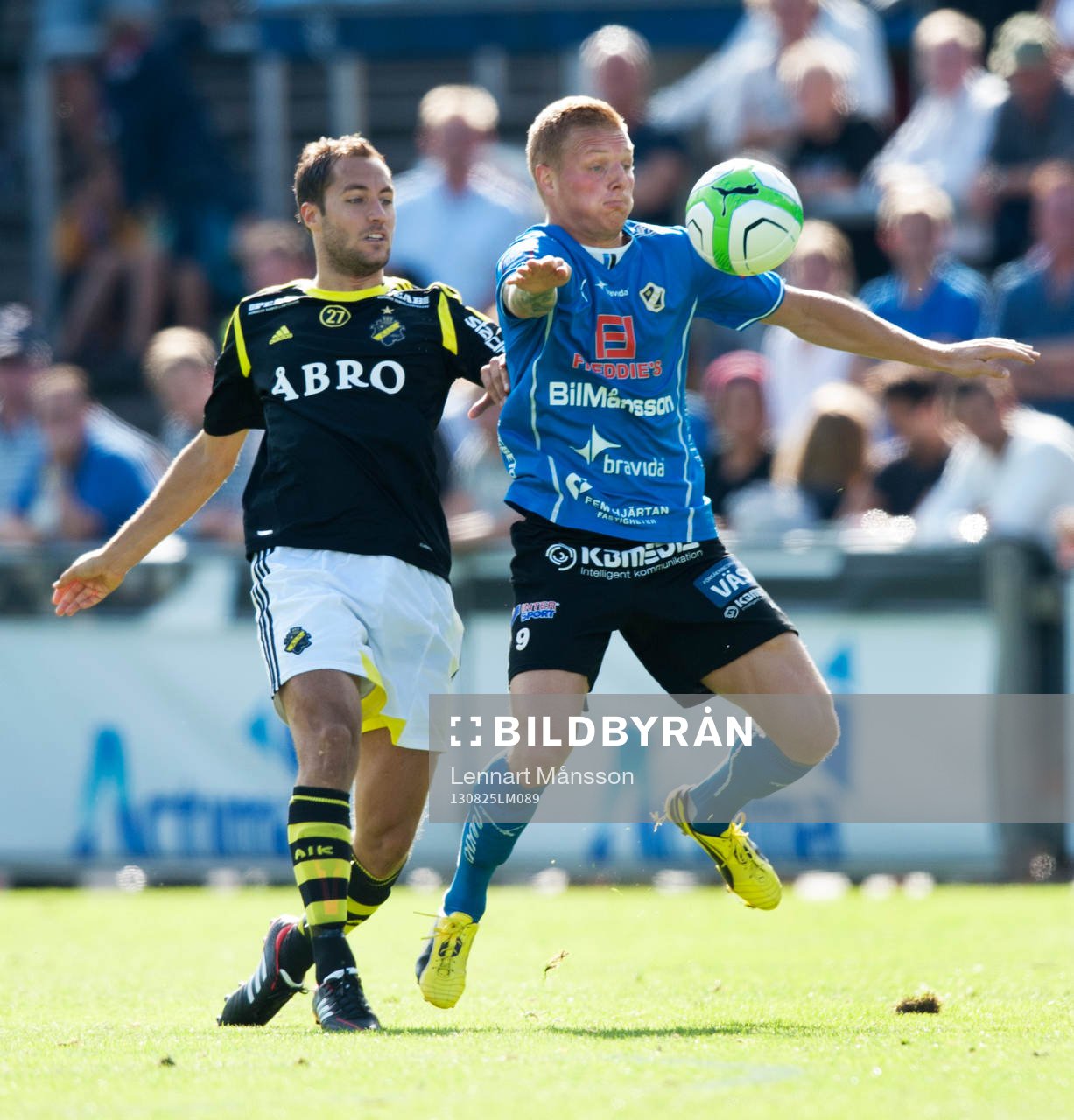 Gudjon Baldvinsson, Halmstad och Niklas Backman, AIK, i