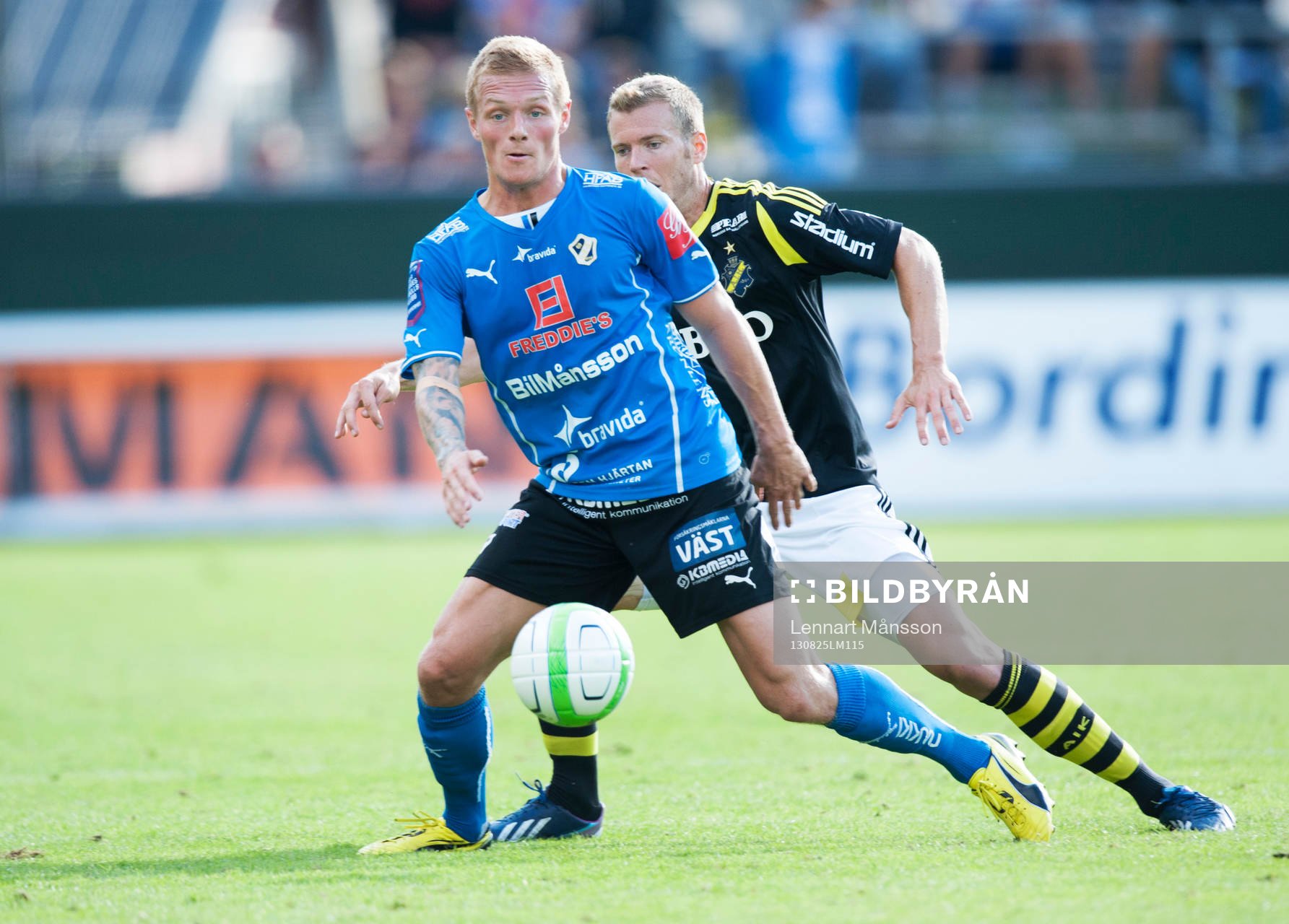 , Per Karlsson, AIK och Gudjon Baldvinsson, Halmstad  i