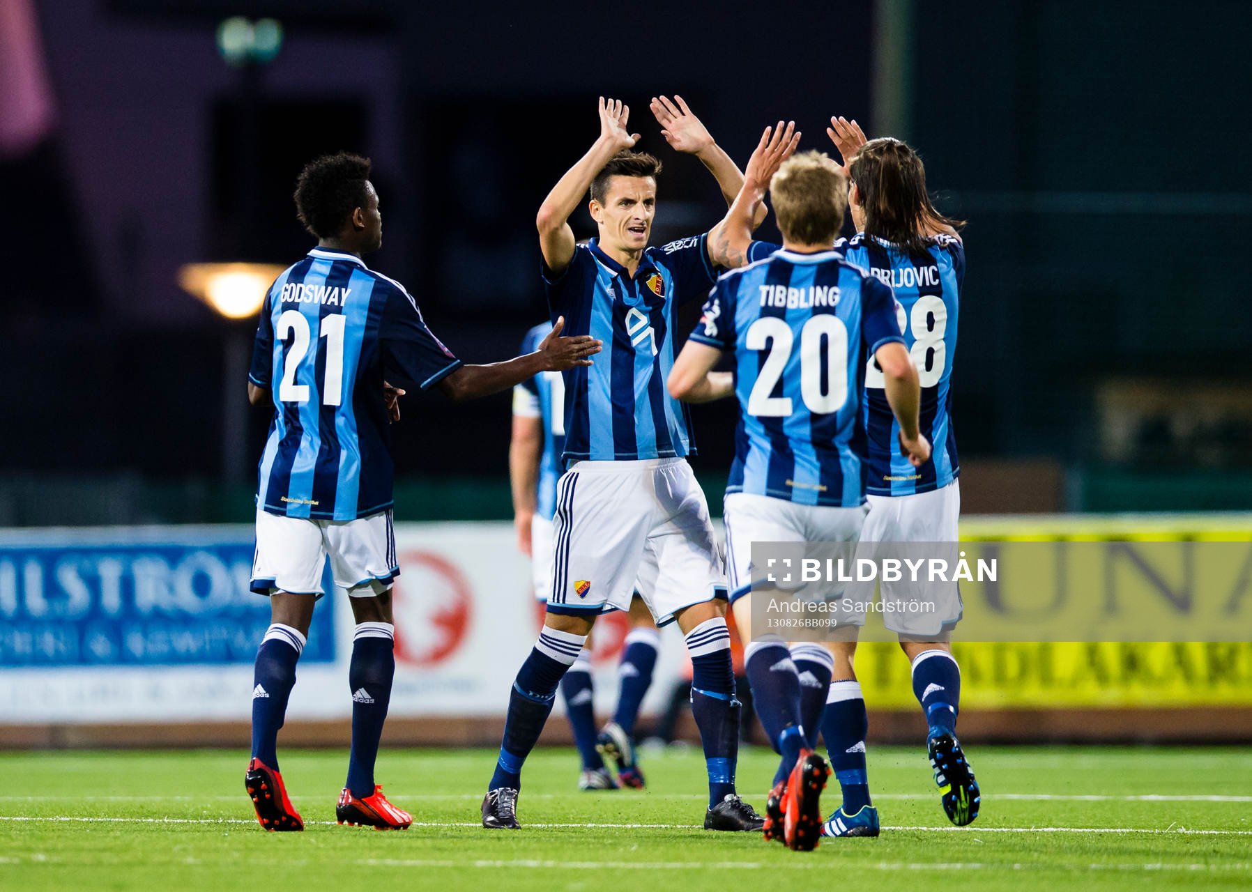 Djurgårdens Haris Radetinac firar sin och Djurgårdens 1-1