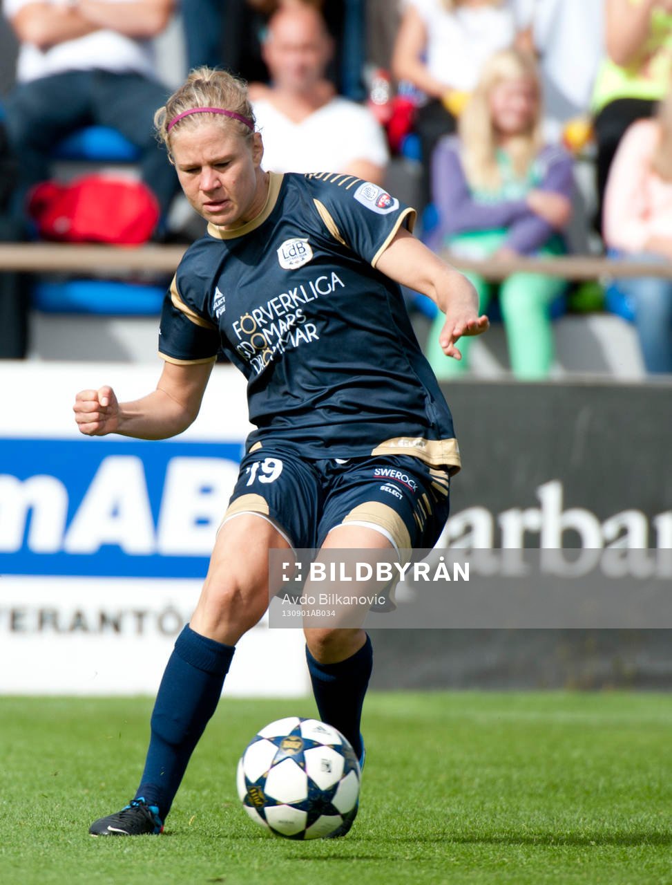 Katrin Schmidt under fotbollsmatchen i damallsvenskan mellan Vittsjö och LdB FC Malmö den 01 september 2013 i Vittsjö. 