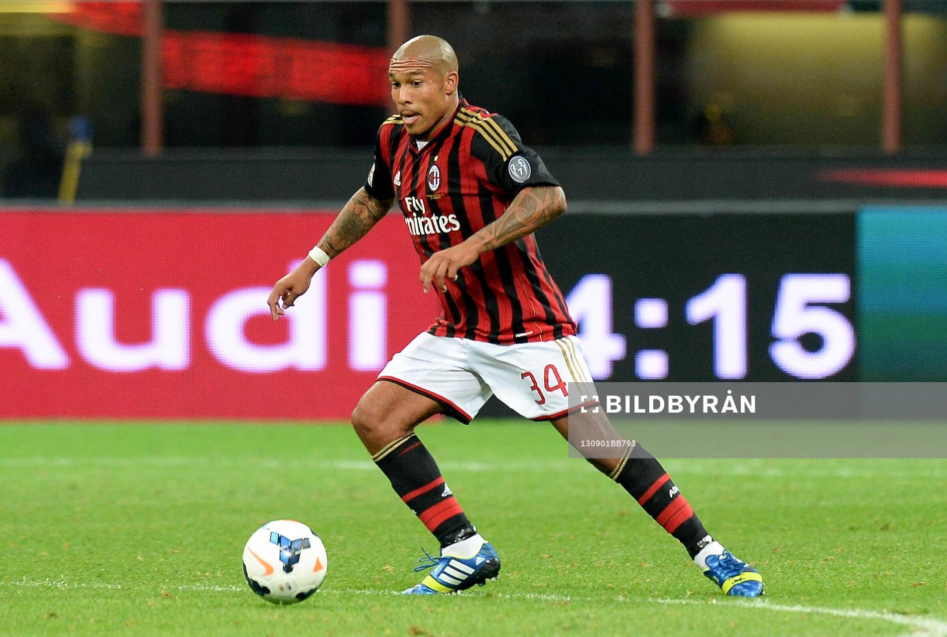  Fotboll, Serie A, Milan - Cagliari: Nigel DE JONG - 01.09.2013 - Milan AC / Cagliari - 2eme journee de Serie A