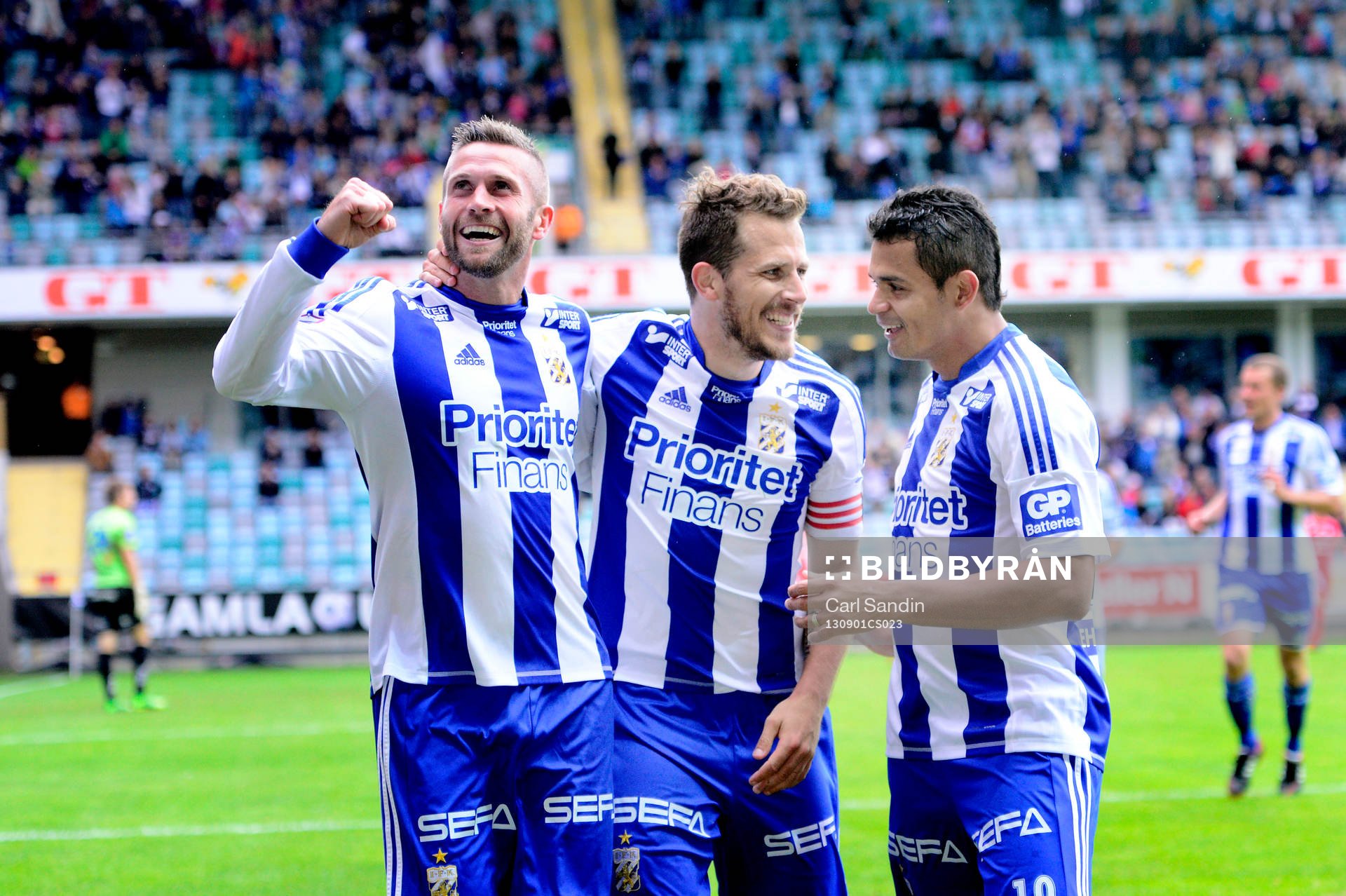 IFK Göteborgs Kjetil Waehler jublar med Tobias Hysén och Daniel Sobralense efter han gjort 2-0 i fotbollsmatchen i allsvenskan mellan IFK Göteborg och Åtvidaberg 1 september 2013 i Göteborg.