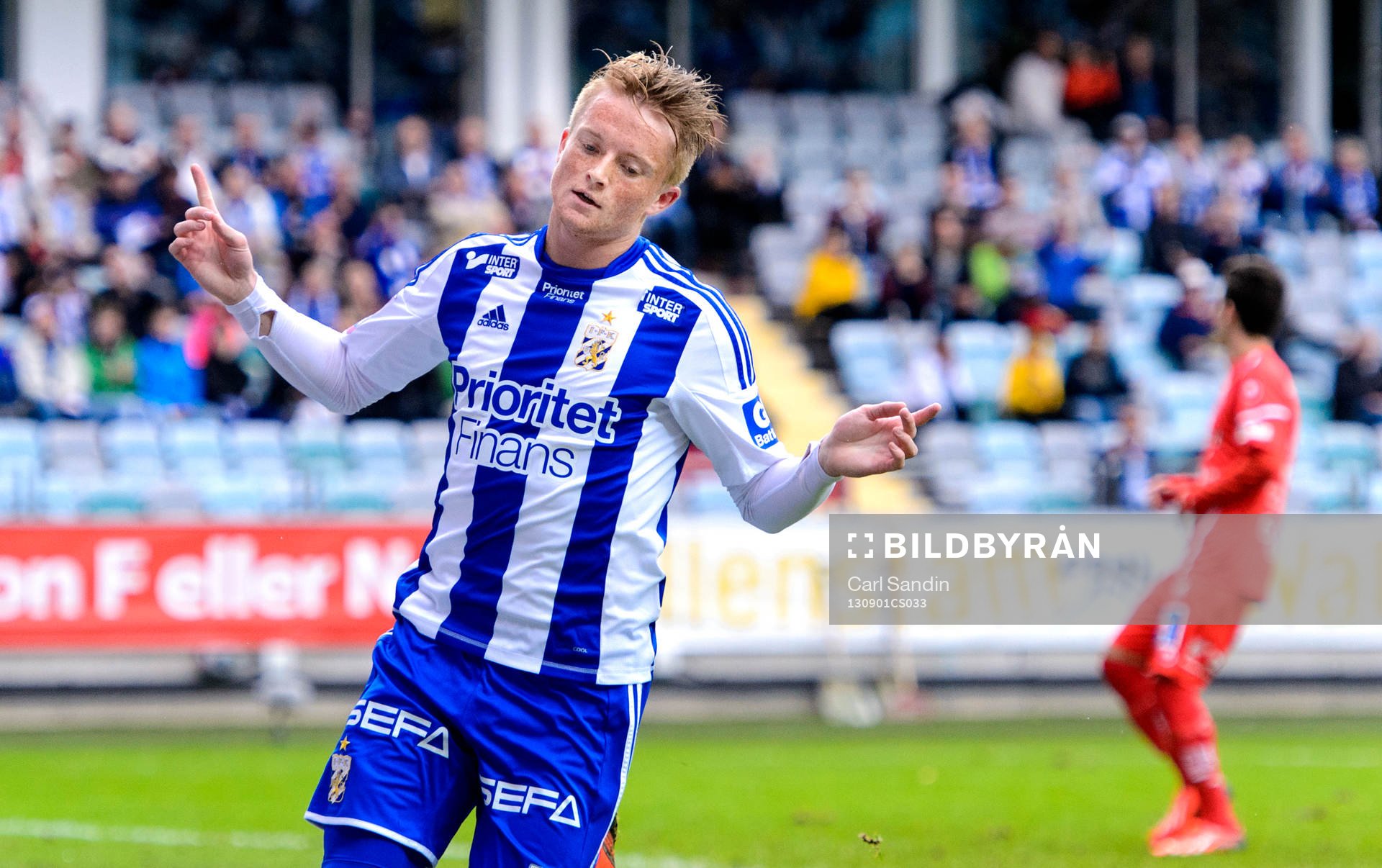IFK Göteborgs Sam Larsson jublar