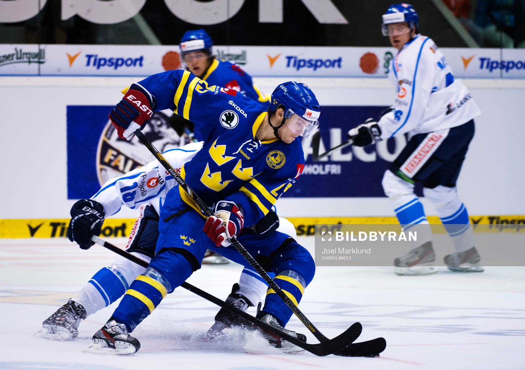 Sveriges David Ullström i ishockeymatchen mellan Sverige