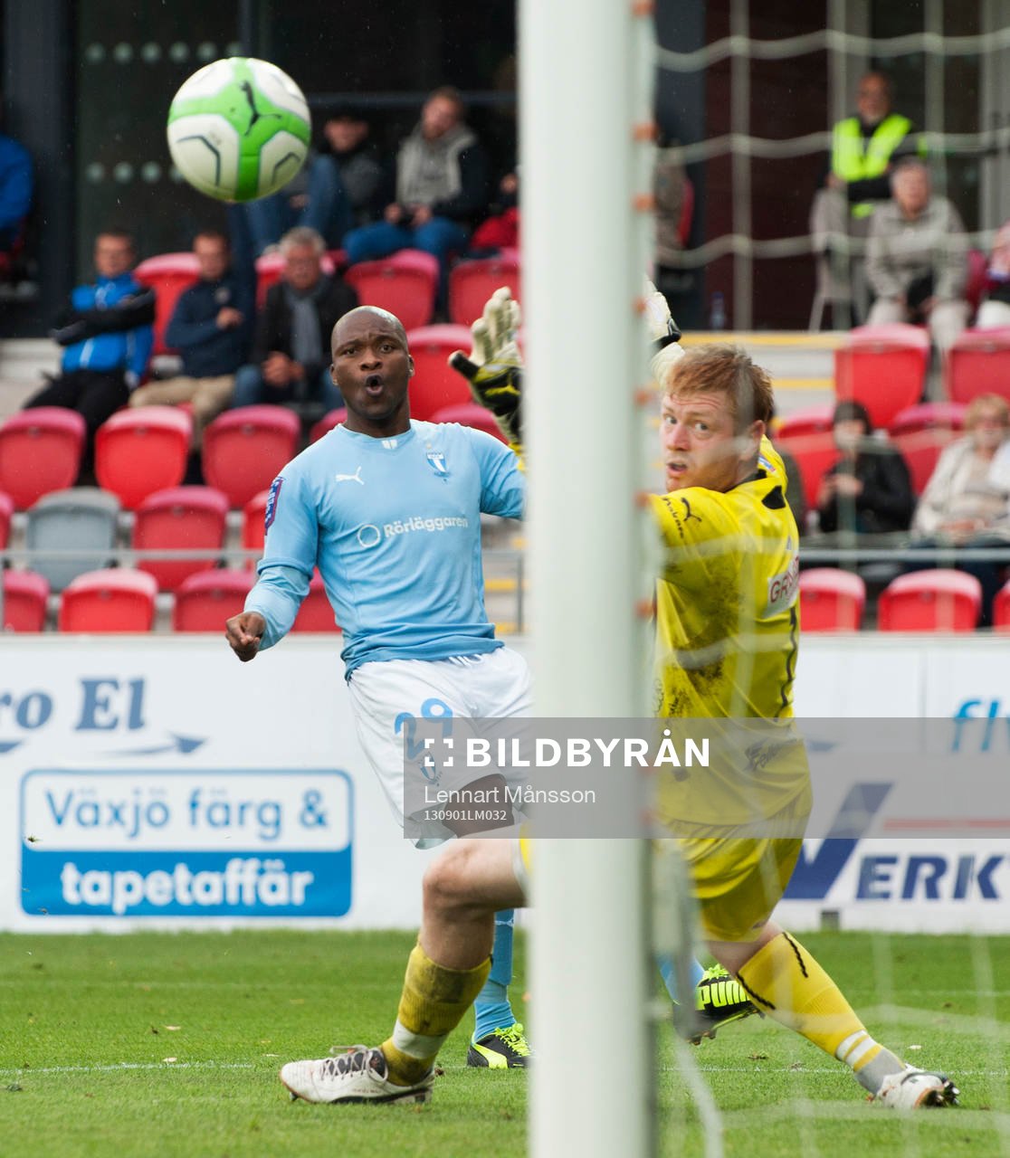 Friläge Tokelo Rantie, Malmö FF, mot Joakim Wulff,