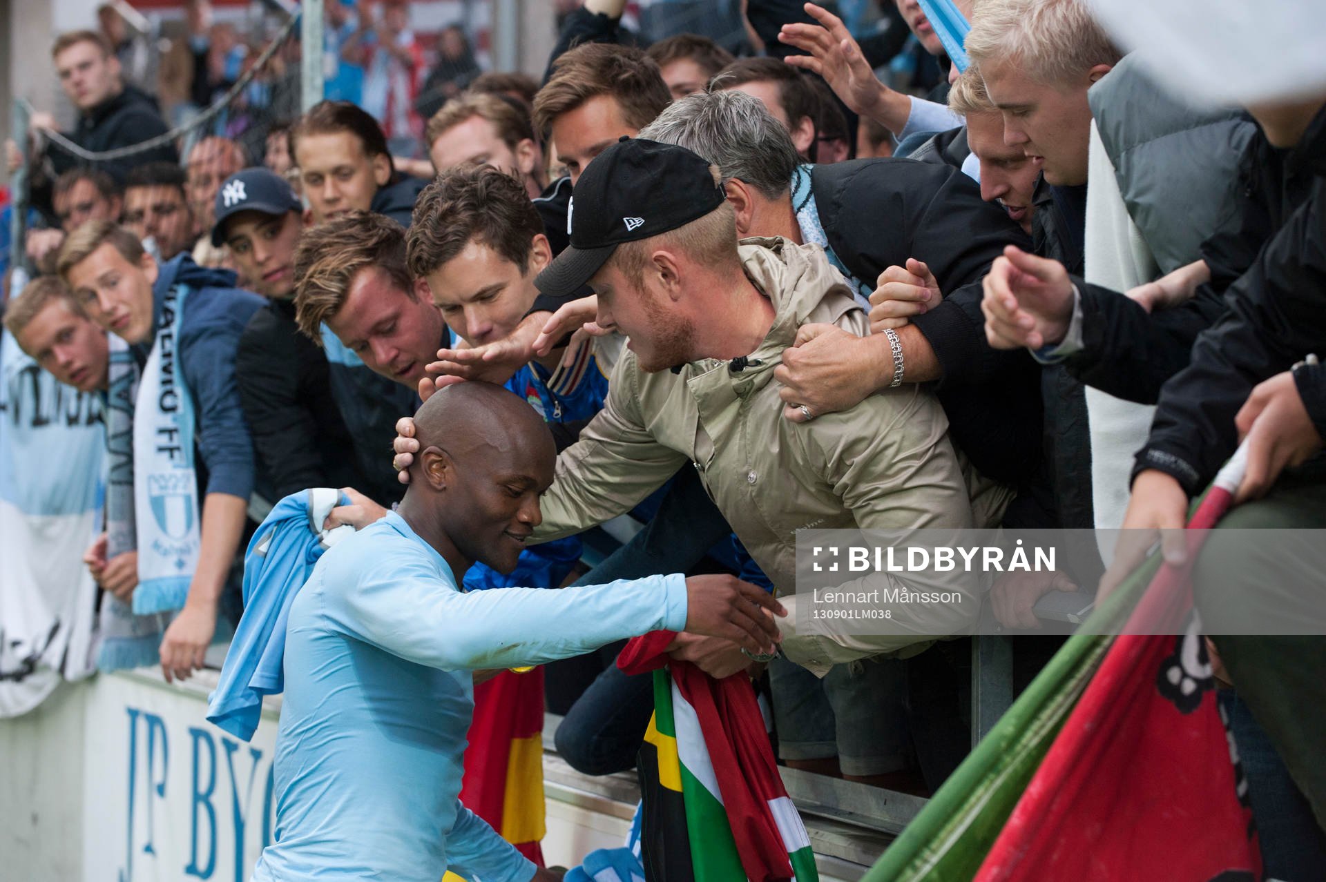 Tokelo Rantie, Malmö, tackade fansen i
