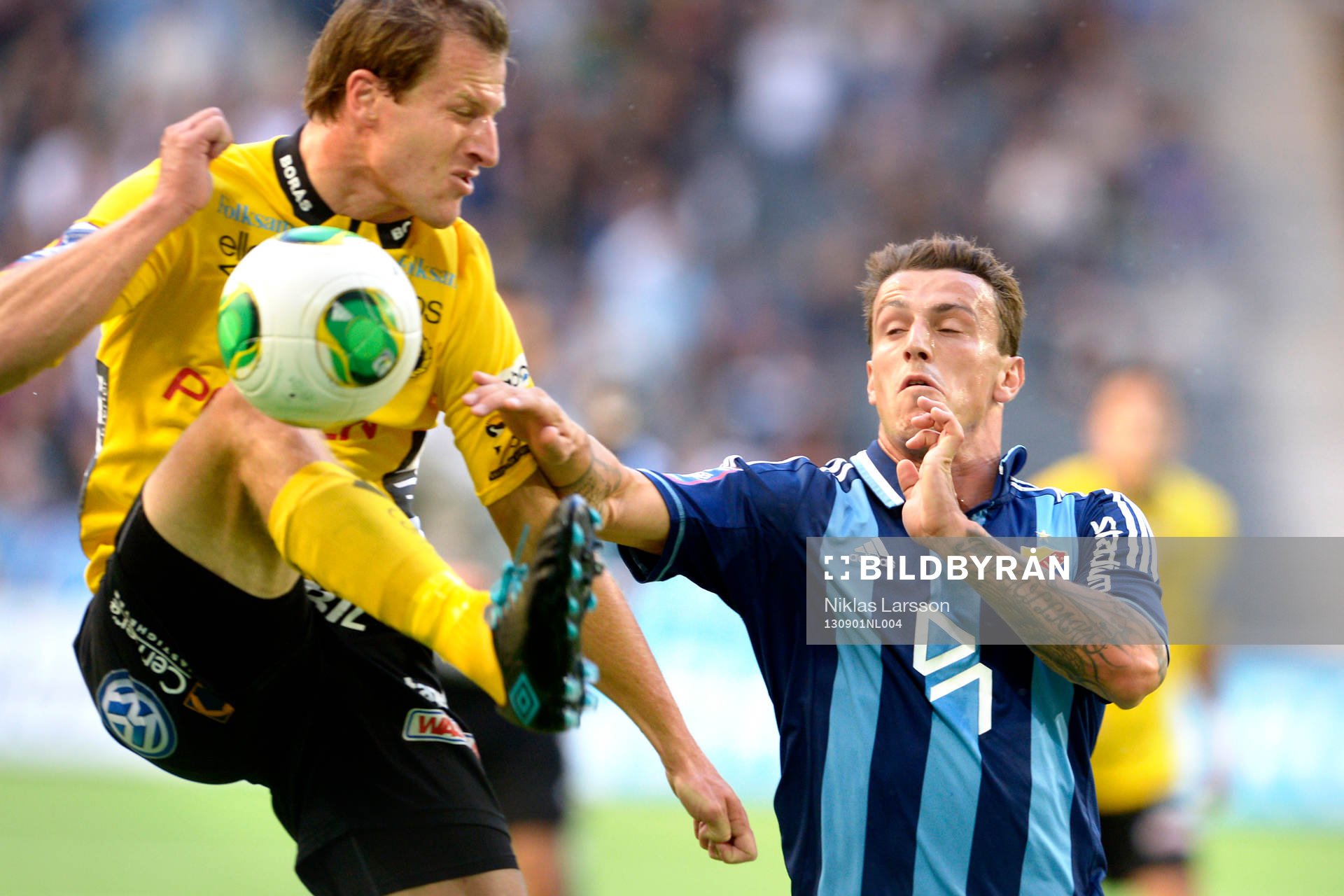 Elfsborgs Daniel Mobaeck  och Djurgårdens Erton Fejzullahu