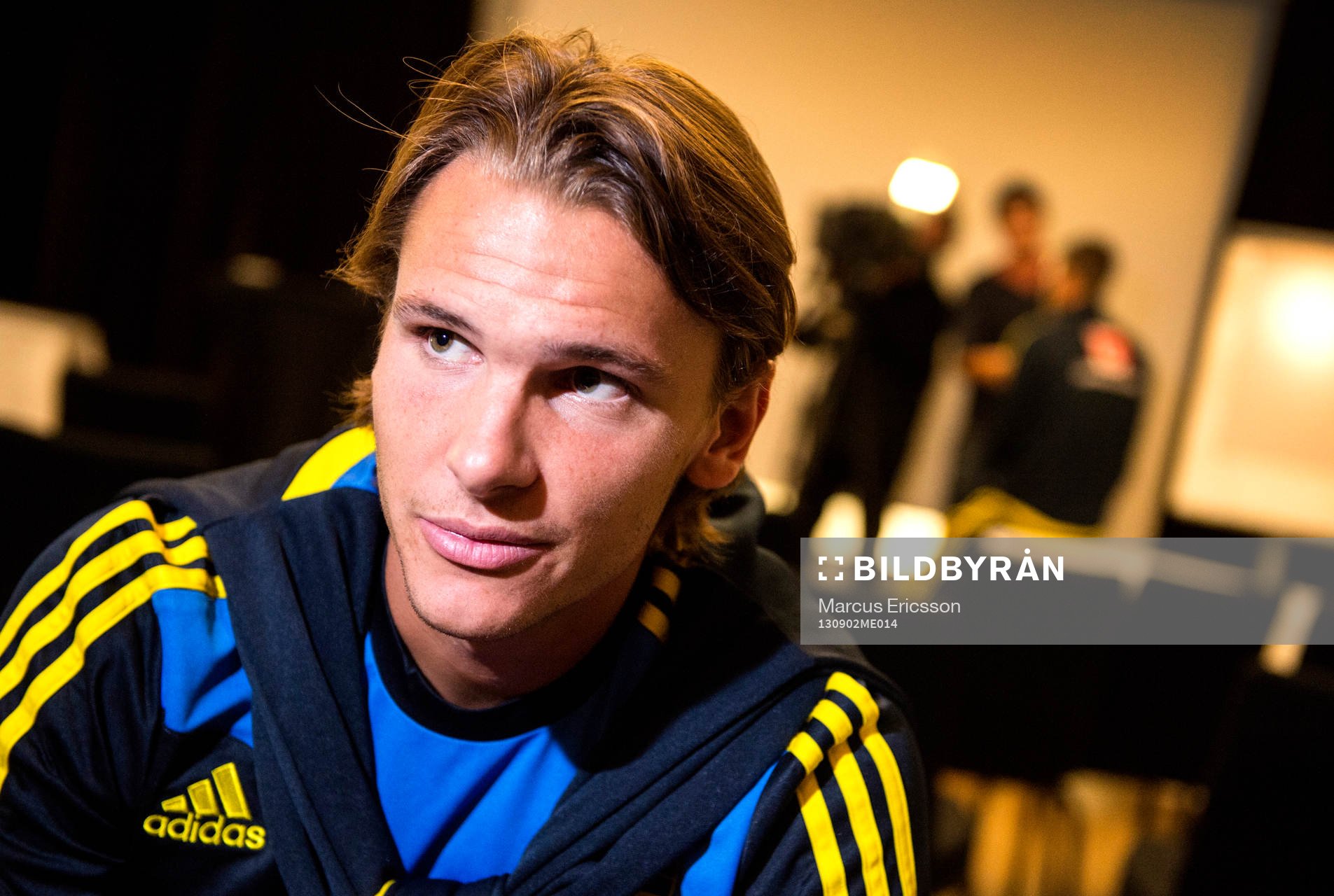 Sveriges Albin Ekdal pratar med media