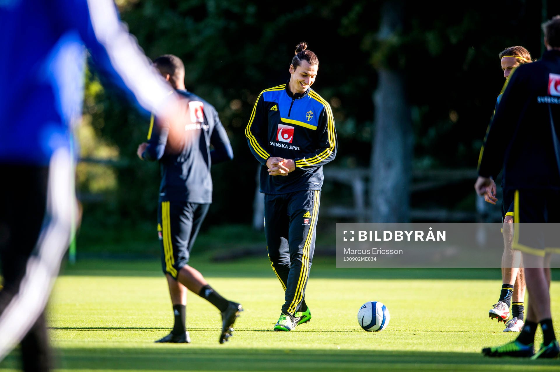 Sveriges Zlatan Ibrahimovic tränar på Kaknäs