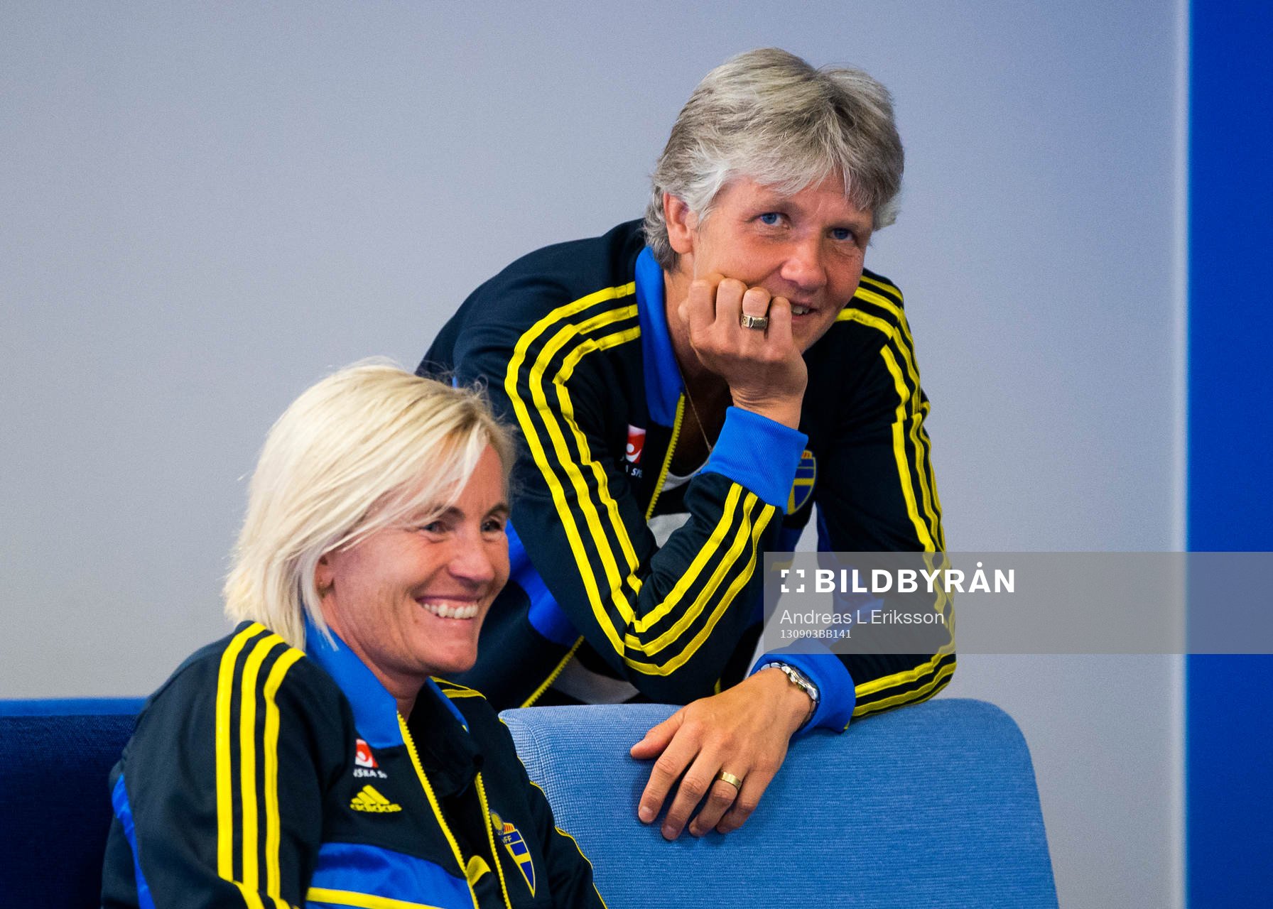 Sveriges assisterande förbundskapten Lilie Persson och