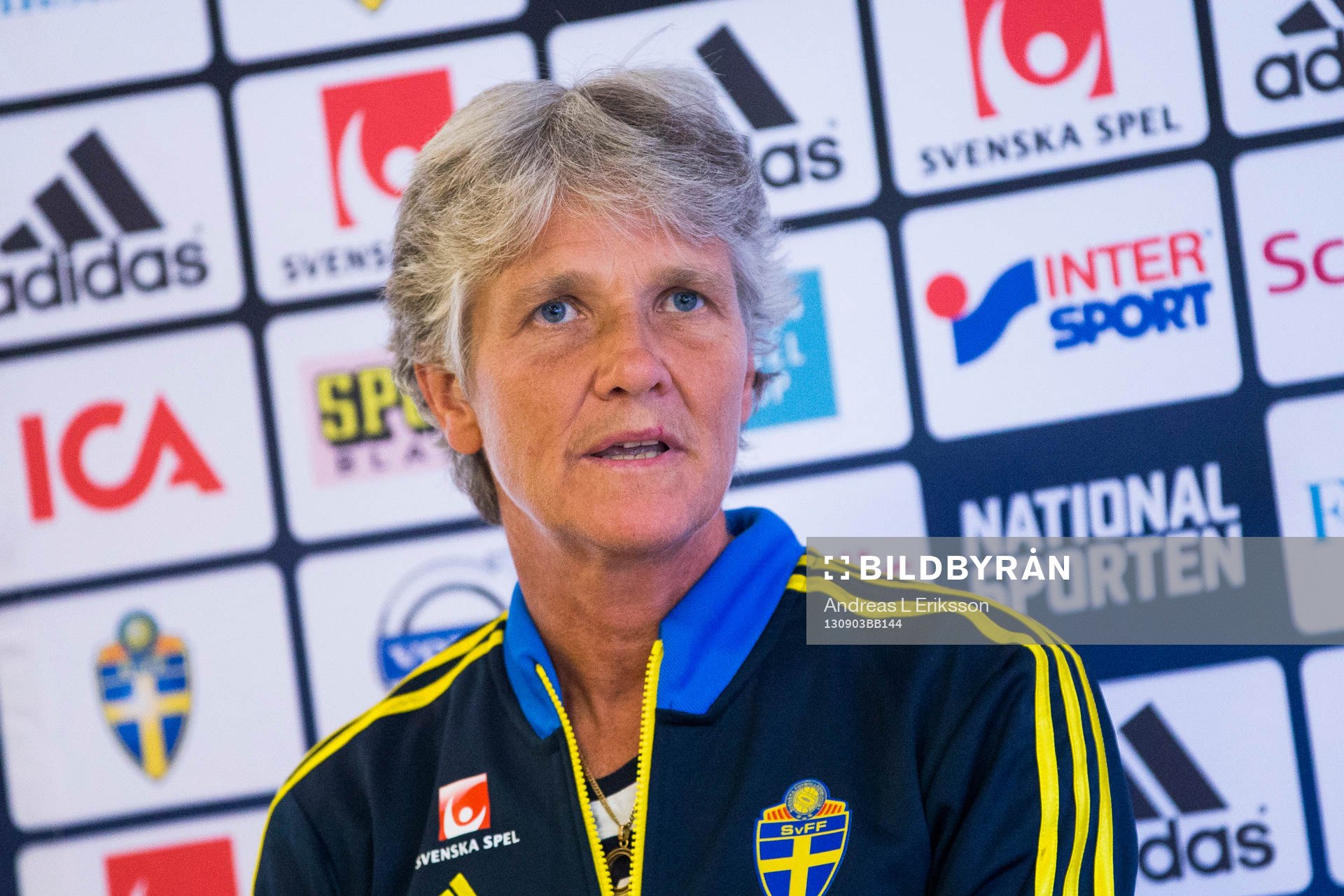 Sveriges förbundskapten Pia Sundhage pressenterar