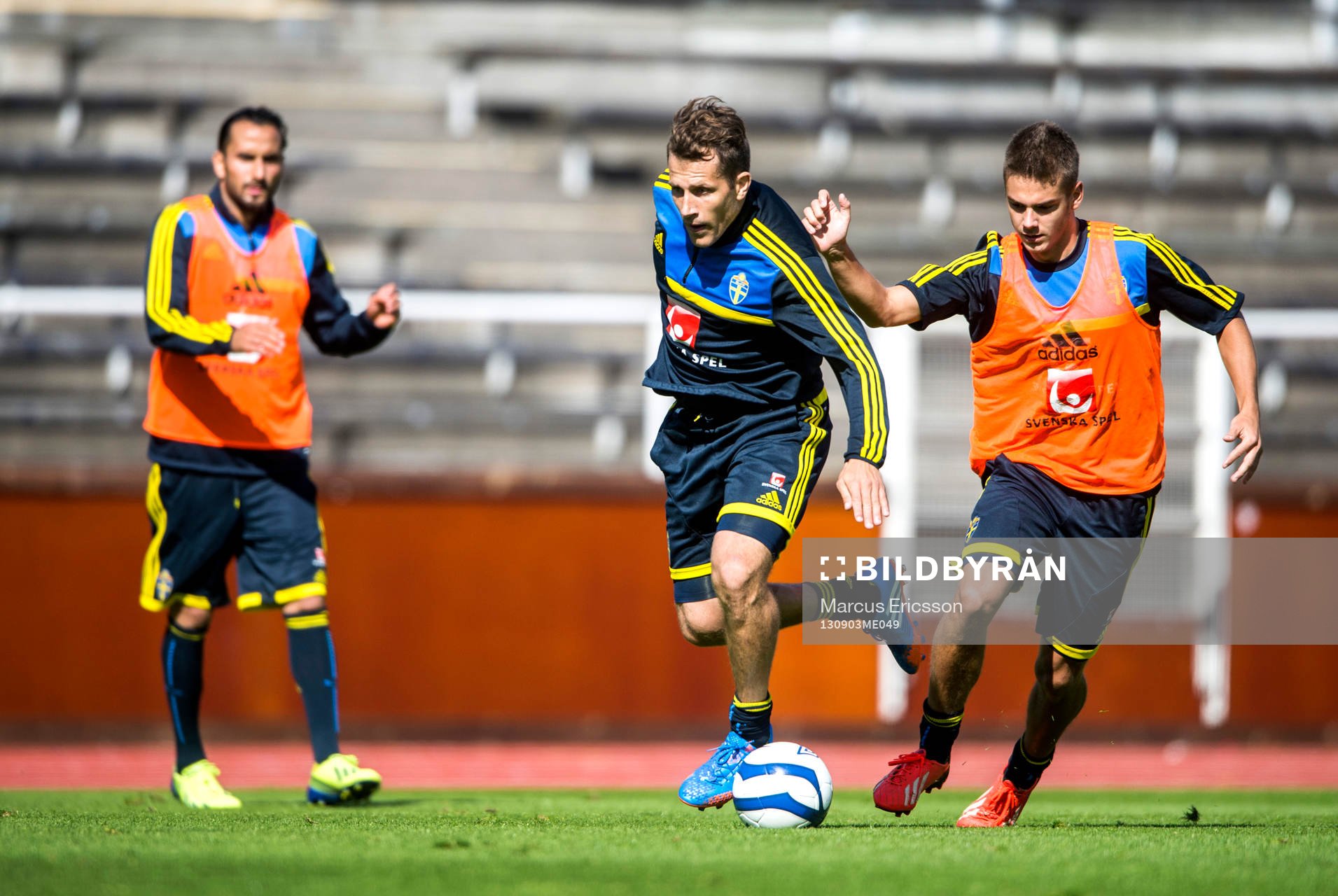 Sveriges Tobias Hysén och Alexander Kacaniklic under träningen på Stockholm Stadion den 3 september 2013 i Stockholm inför EM-kval matcherna i fotboll. 