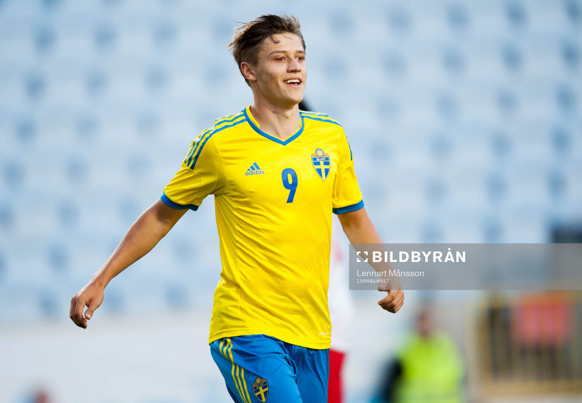 1-1, Simon Thern kvitterar för Sverige i EM-kvalmatchen