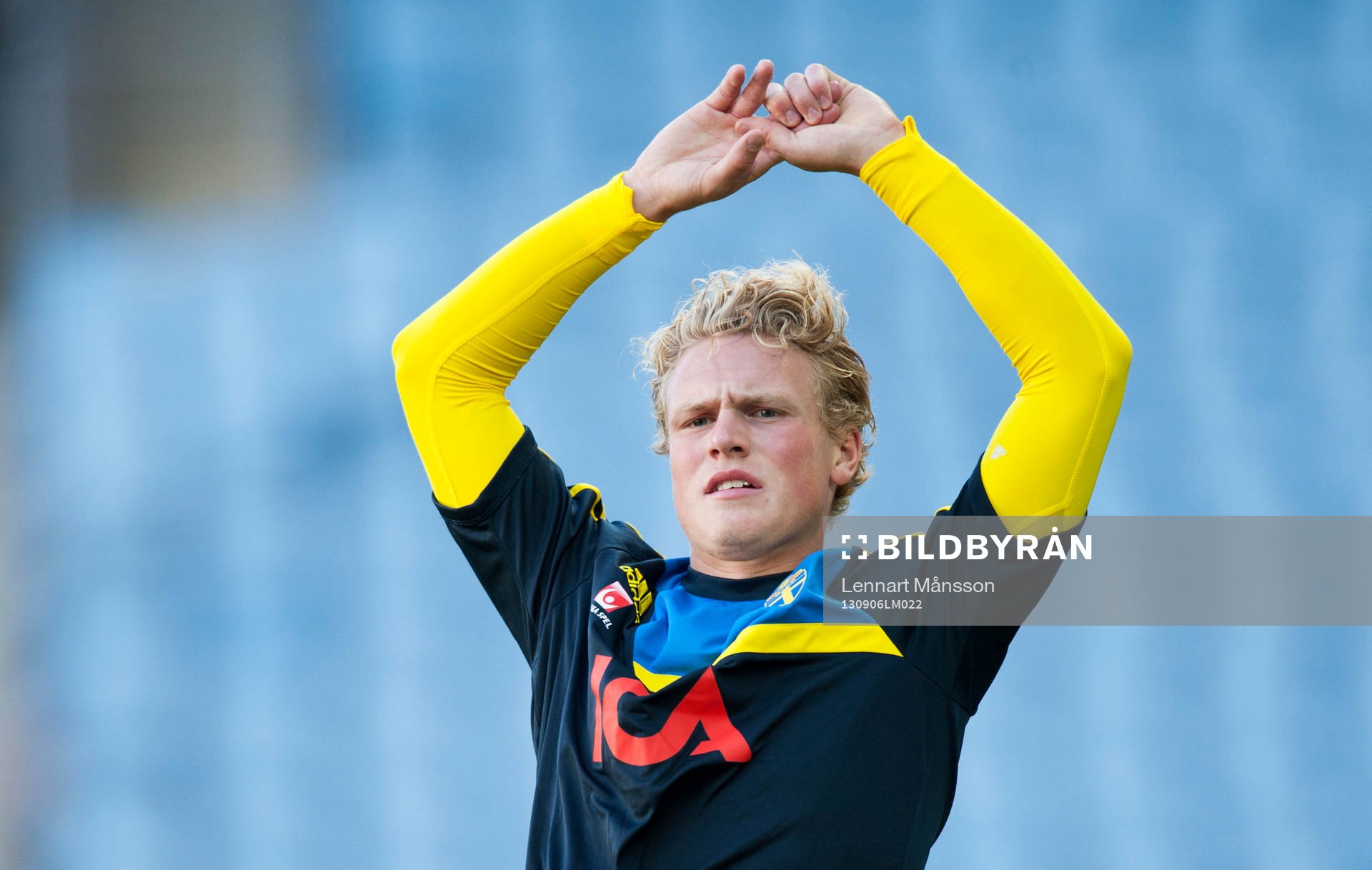 Oscar Hiljemark, Sverige