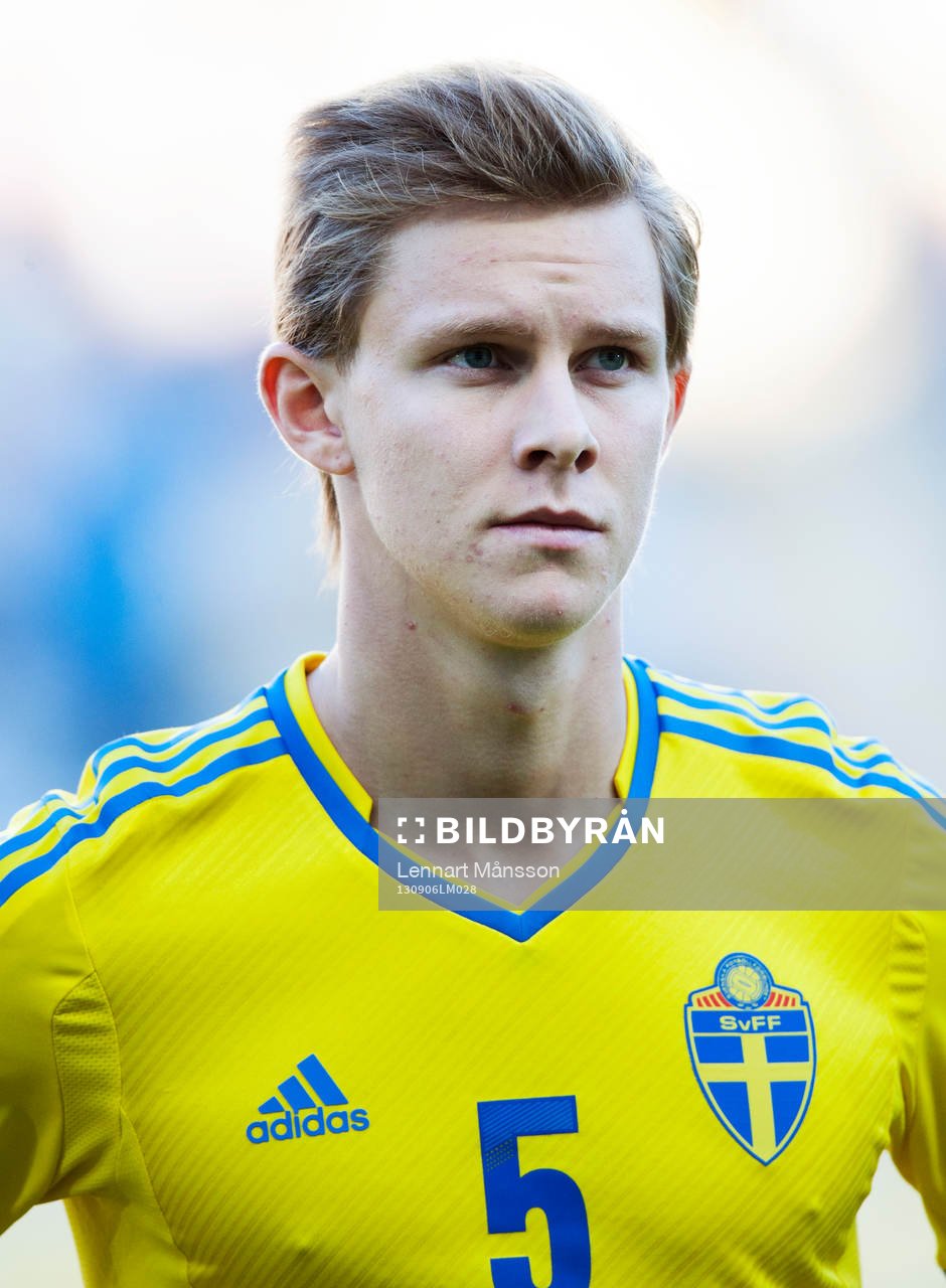 Emil Krafth, Sverige
