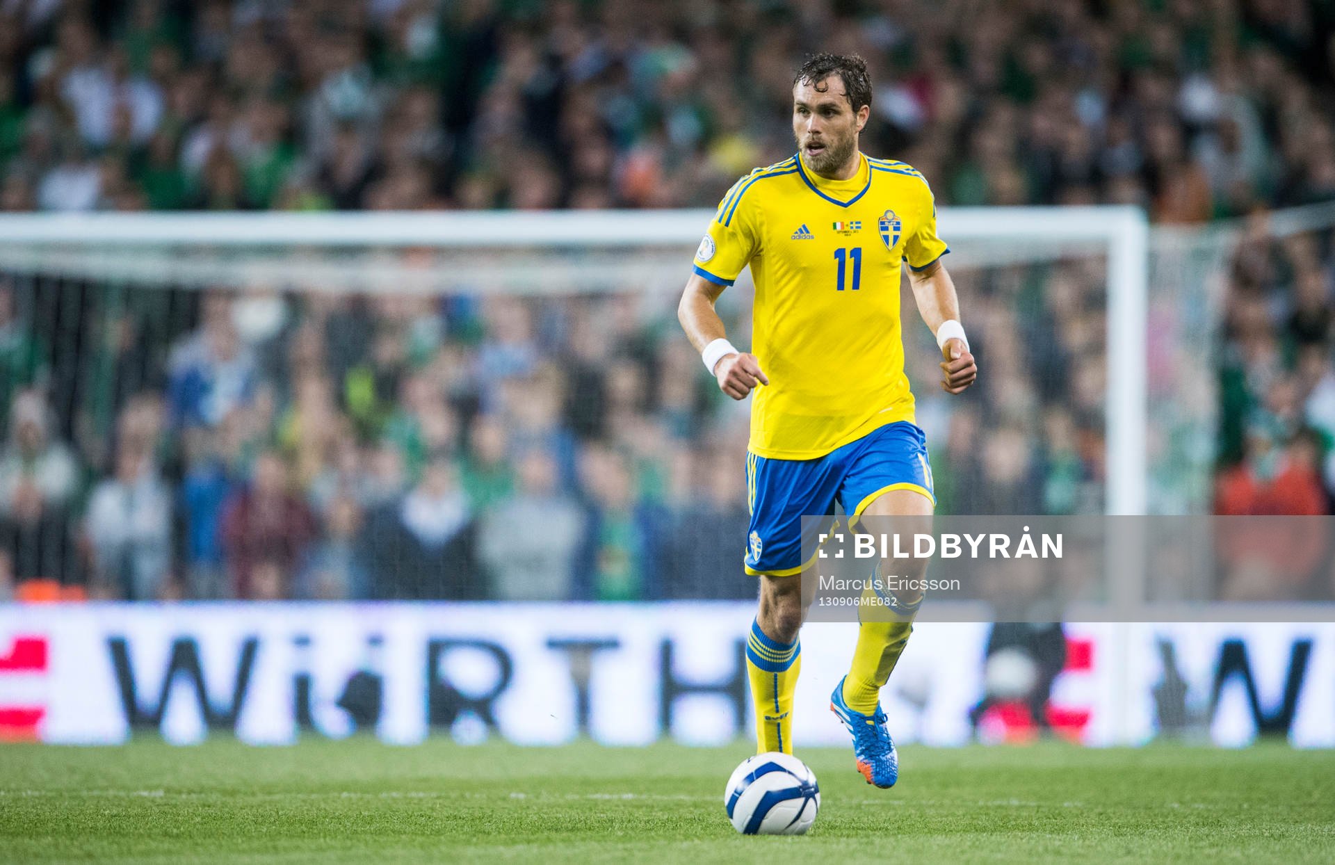 Sveriges Johan Elmander i fotbolls VM-kval matchen mellan
