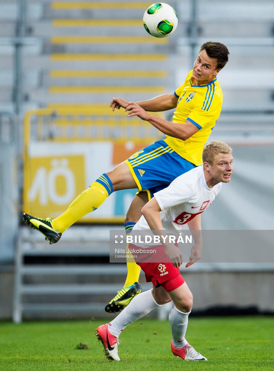 Sveriges Melker Hallberg och Polens Mateusz Lewandovski i