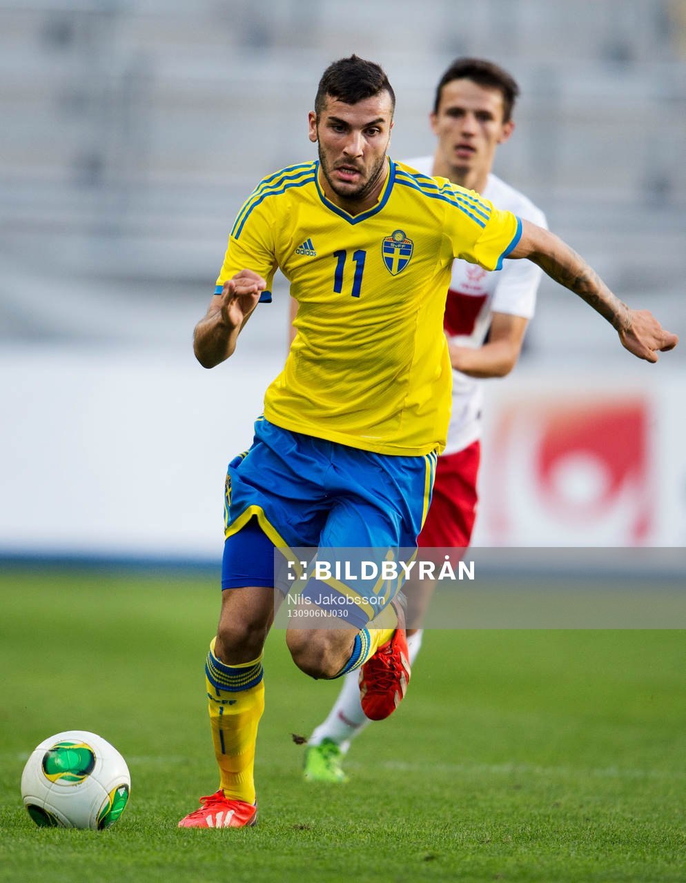 Sveriges Mikael Ishak i kvalmatchen till u21-EM mellan