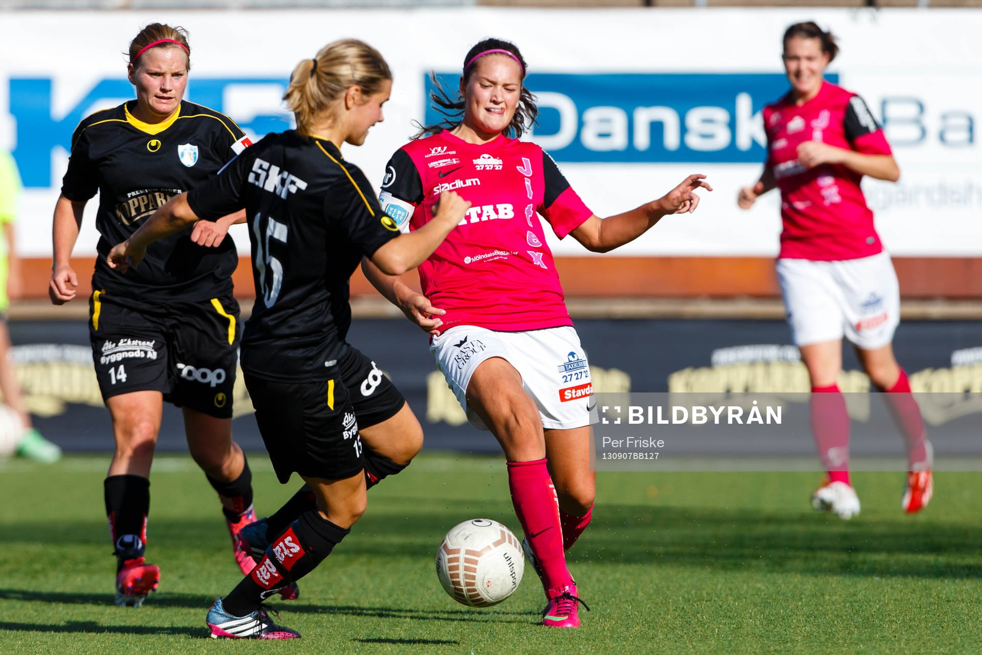 Kopparberg Göteborgs Sara Linden och Andrine Hegerberg
