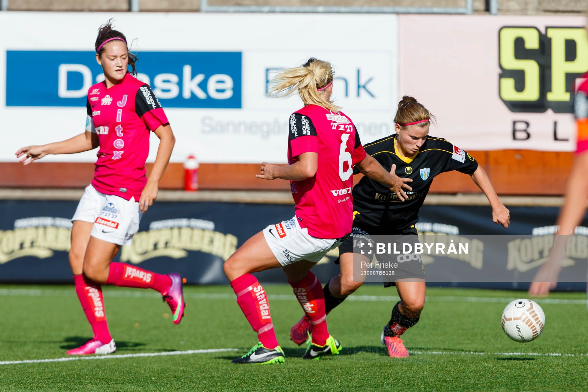 Jitex Julia Wahlberg och Kathlene Fernström mot Kopparberg