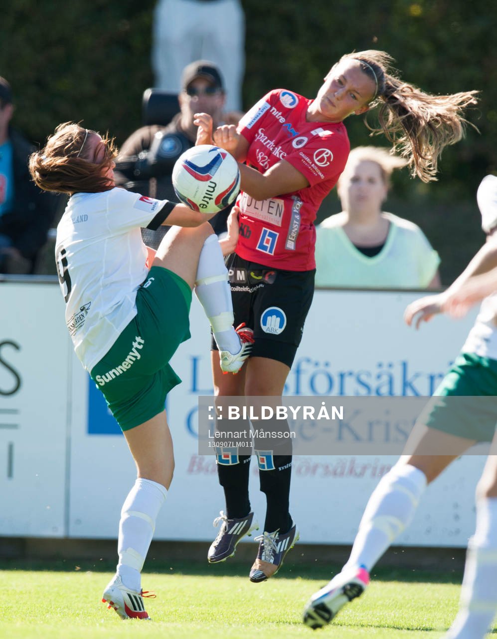 Emmie Johansson, Mallbacken, sätter dubbarna i Olivia