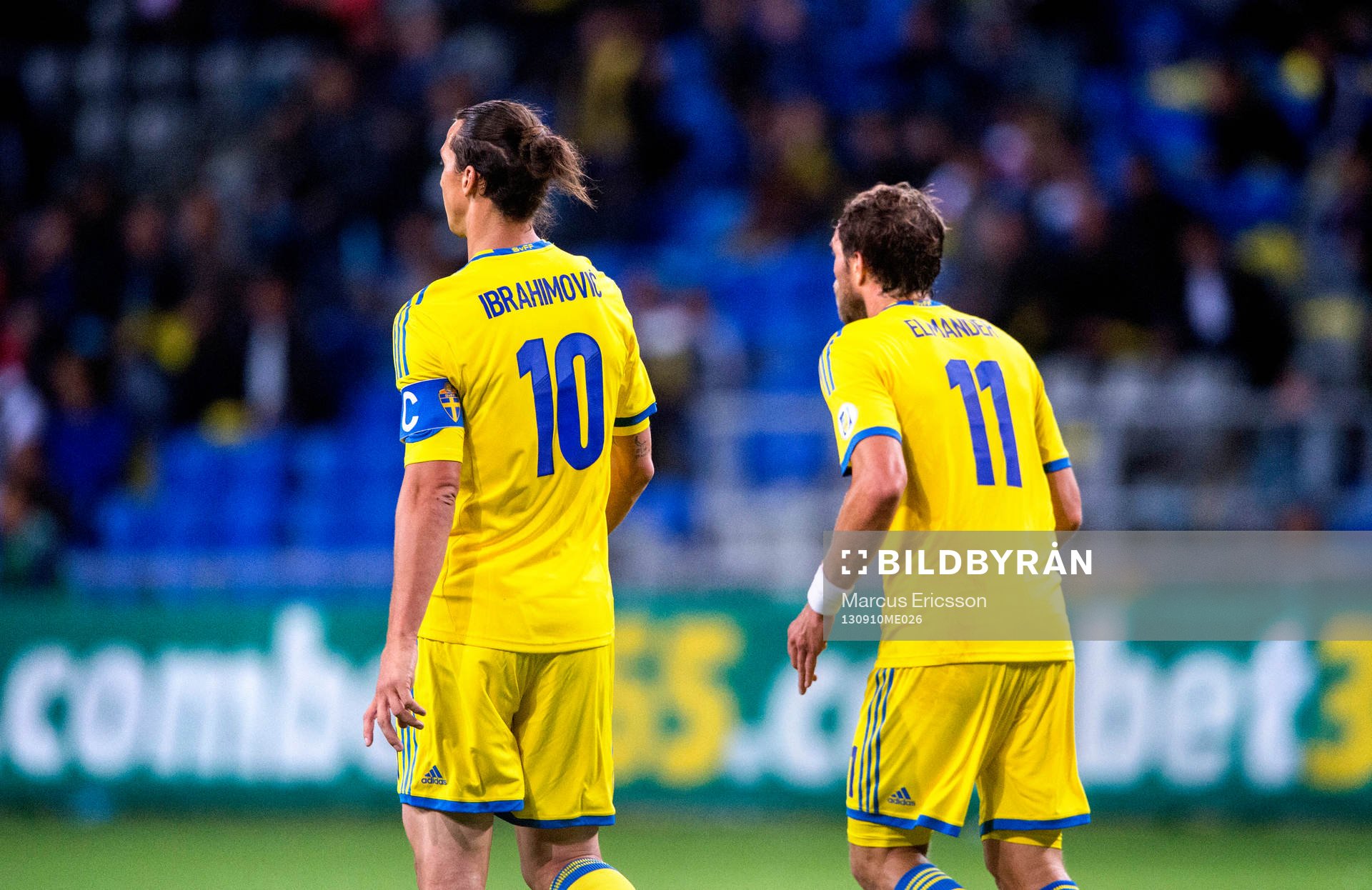 Sveriges Zlatan Ibrahimovic och Johan Elmander