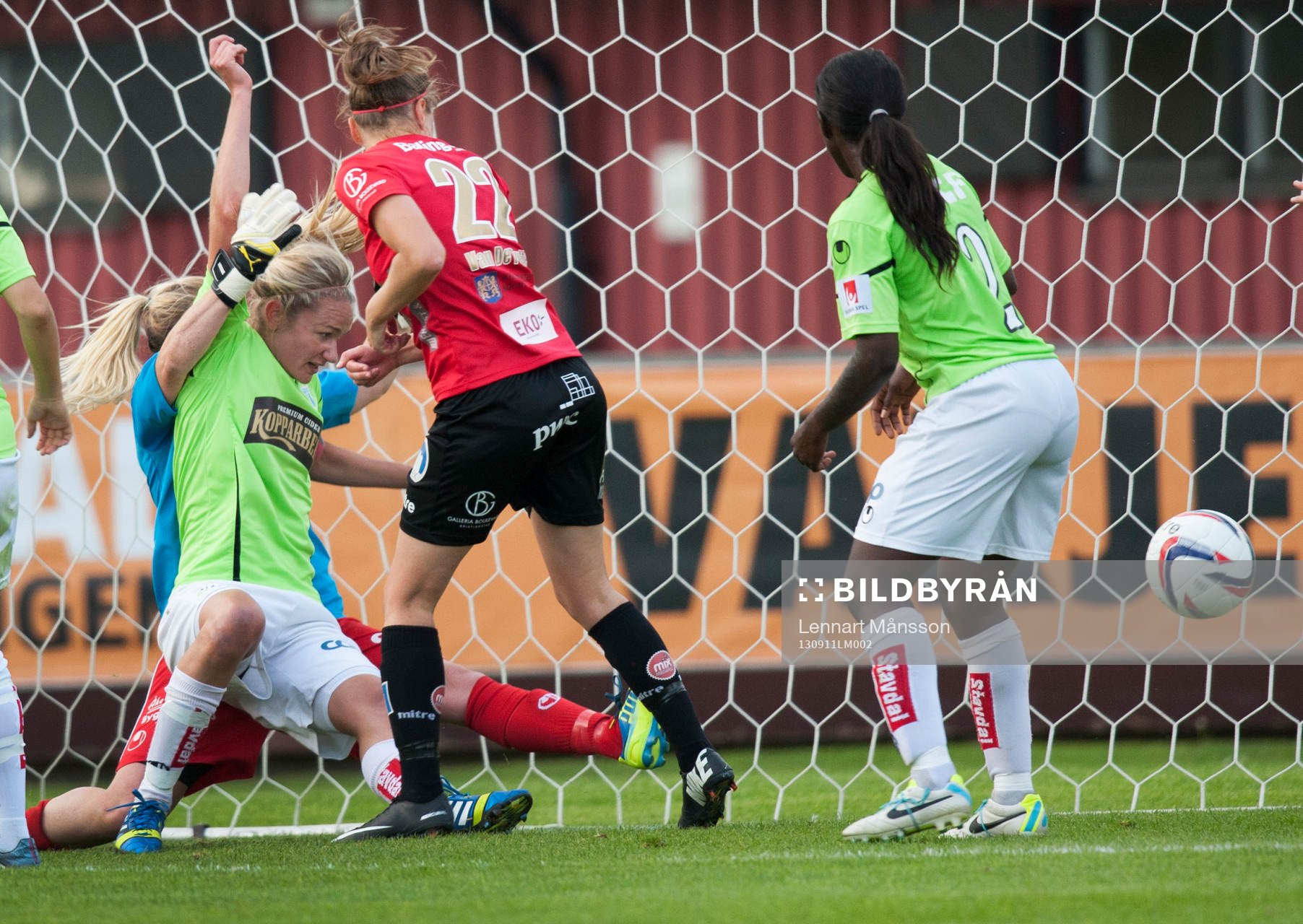 2-0 Lorca van de Putte (22) som väntar ut Margret Lara