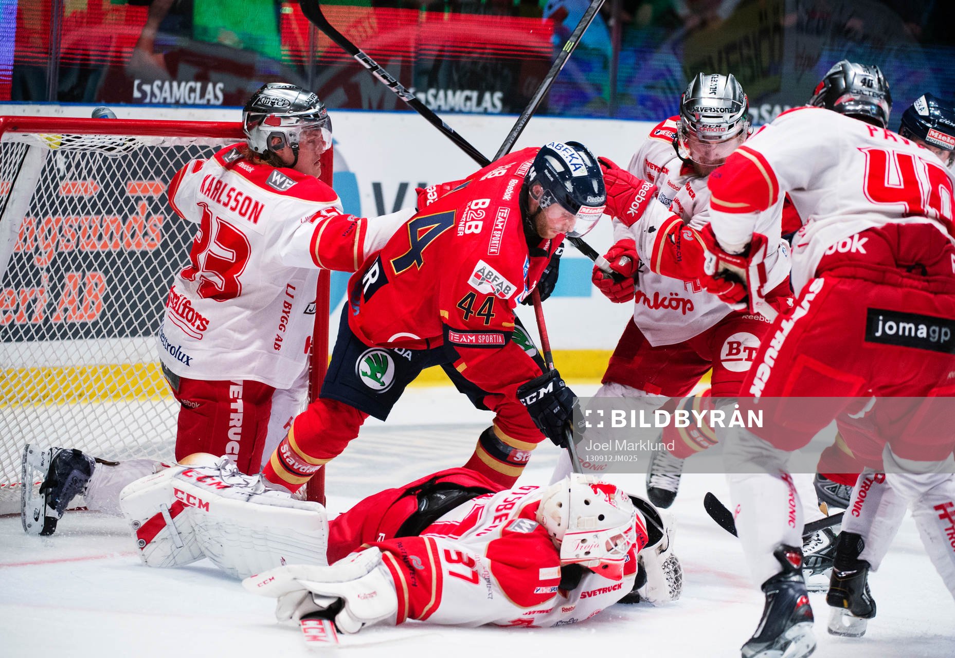 Djurgårdens Mattias Guter oroar vid Troja Ljungbys mål