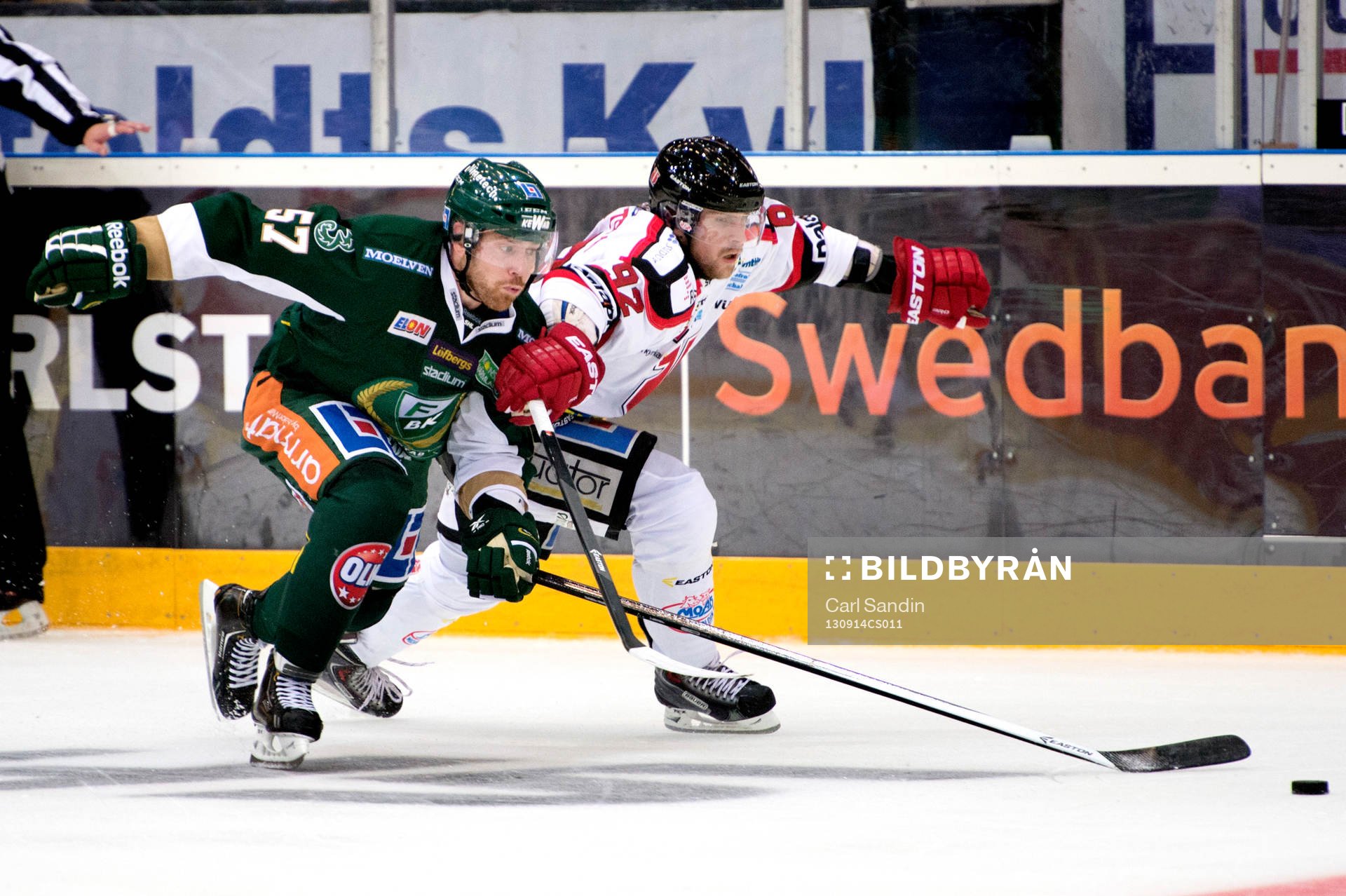 Färjestads Garrett Stafford och Örebros Robin Dahlstrøm