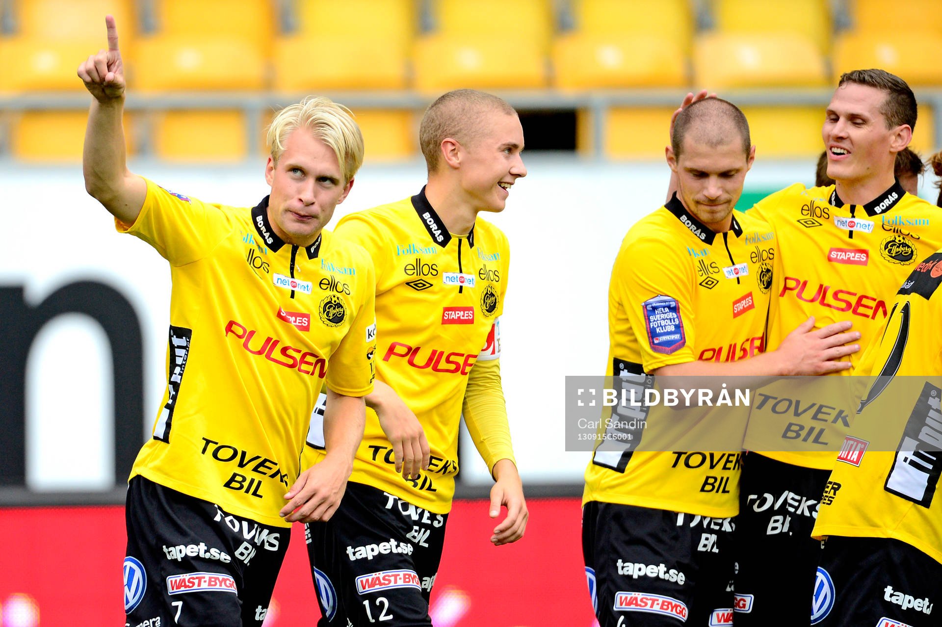 Elfsborgs Johan Larsson jublar